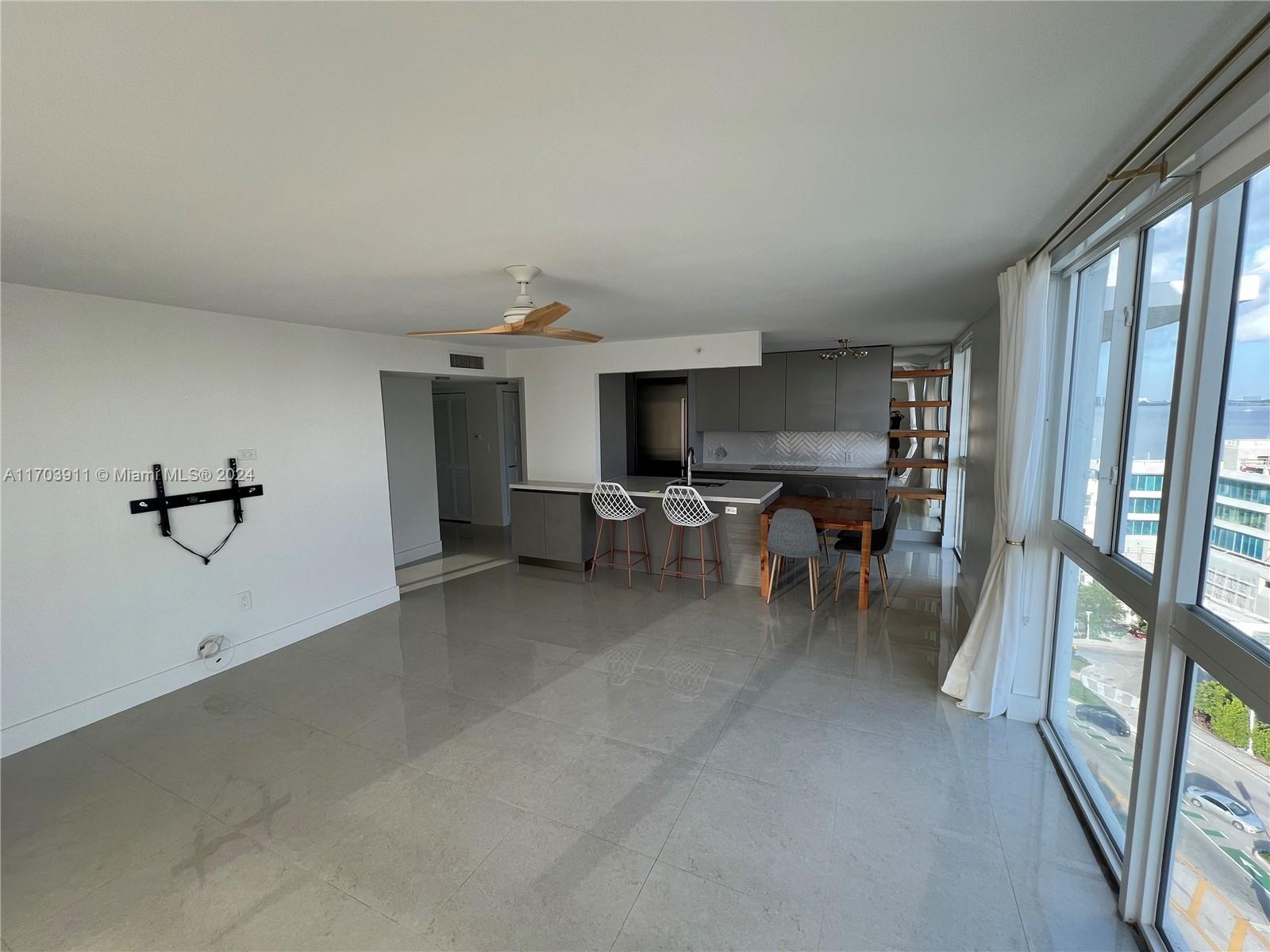 1688 West Ave # 09 Unit: PH-09