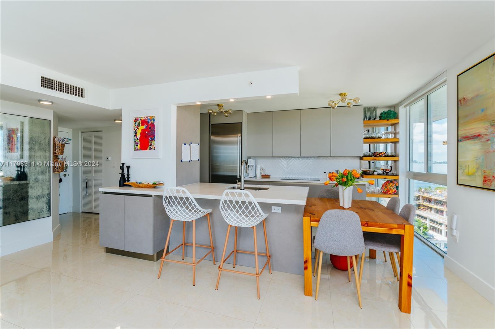 1688 West Ave # 09 Unit: PH-09