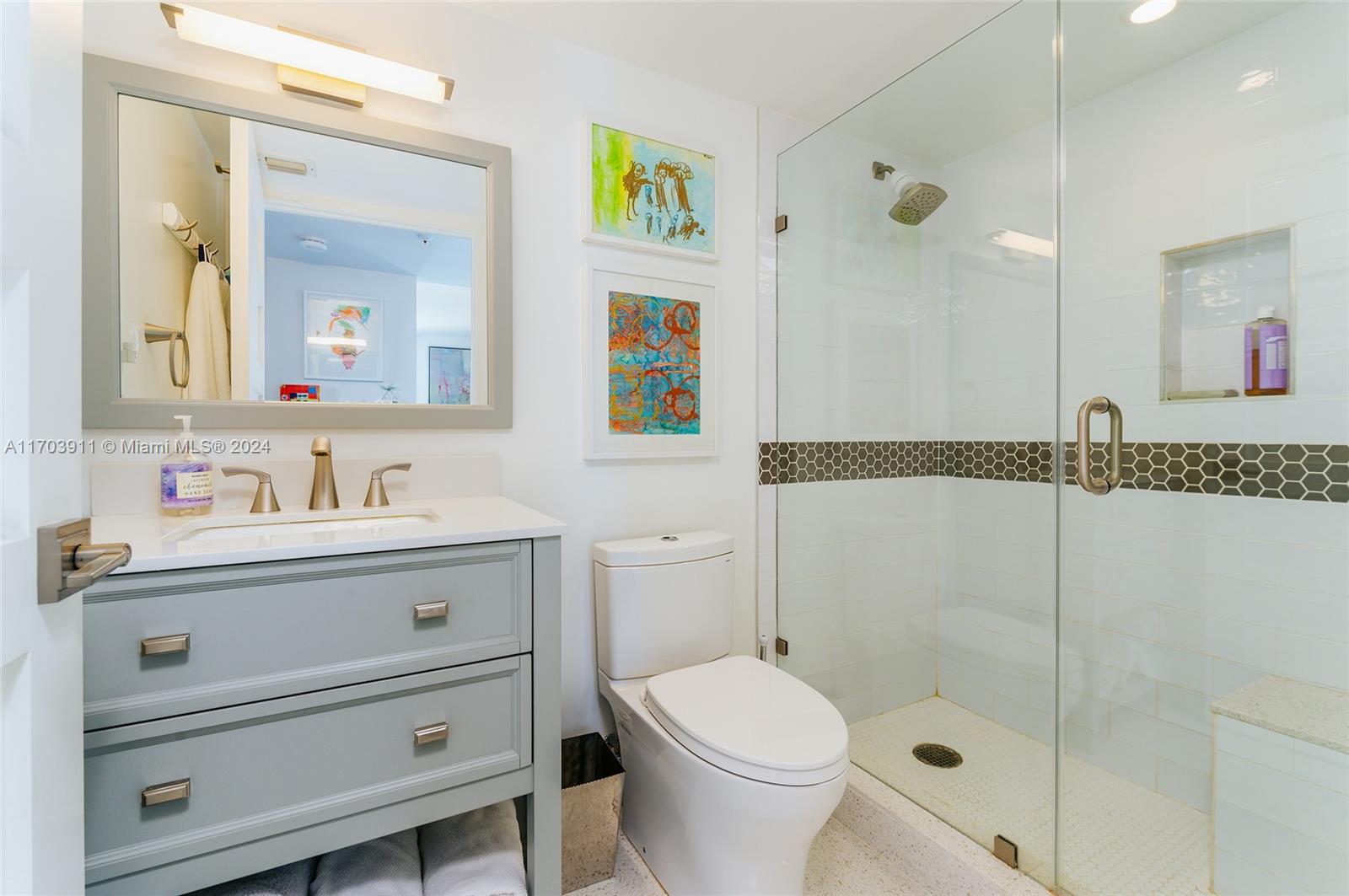 1688 West Ave # 09 Unit: PH-09
