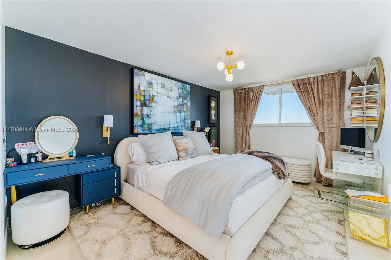 1688 West Ave # 09 Unit: PH-09
