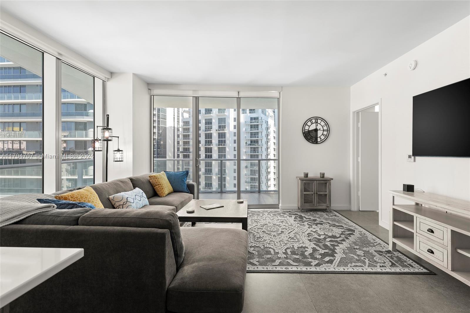 1100 S Miami Ave Unit: 2910