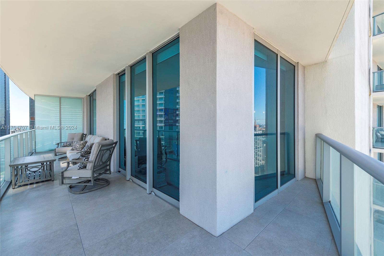 1100 S Miami Ave Unit: 2910