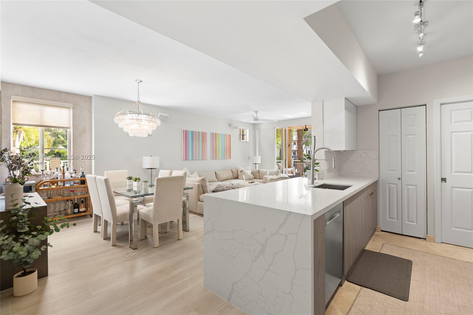 145 Jefferson Ave # 416