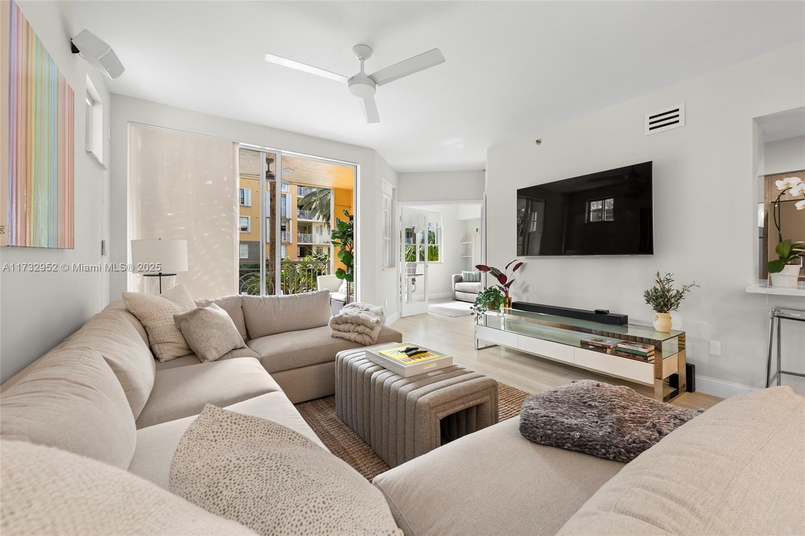145 Jefferson Ave # 416