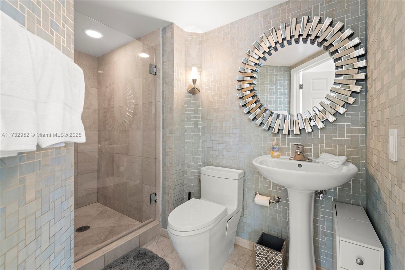 145 Jefferson Ave # 416