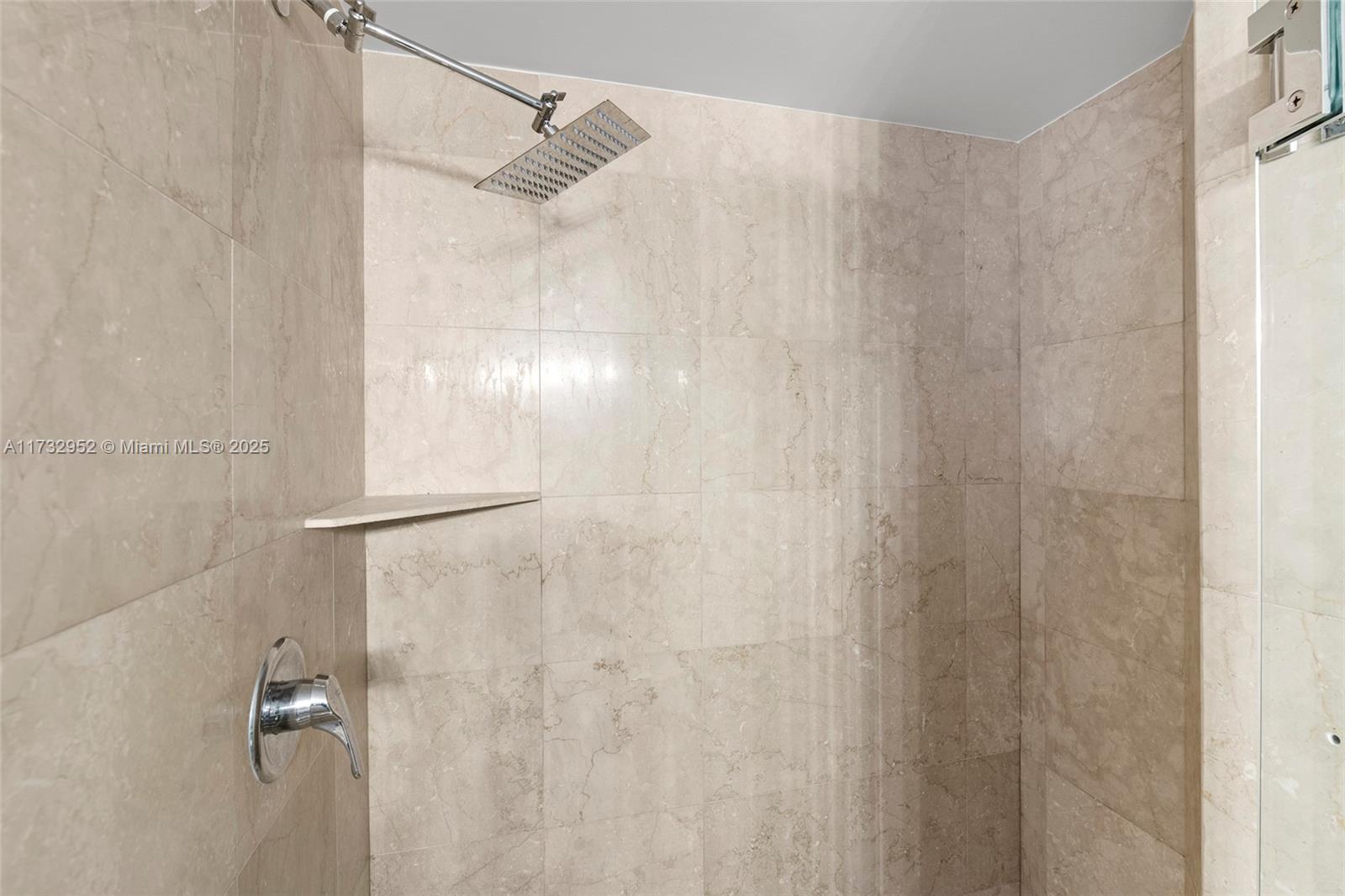 145 Jefferson Ave # 416
