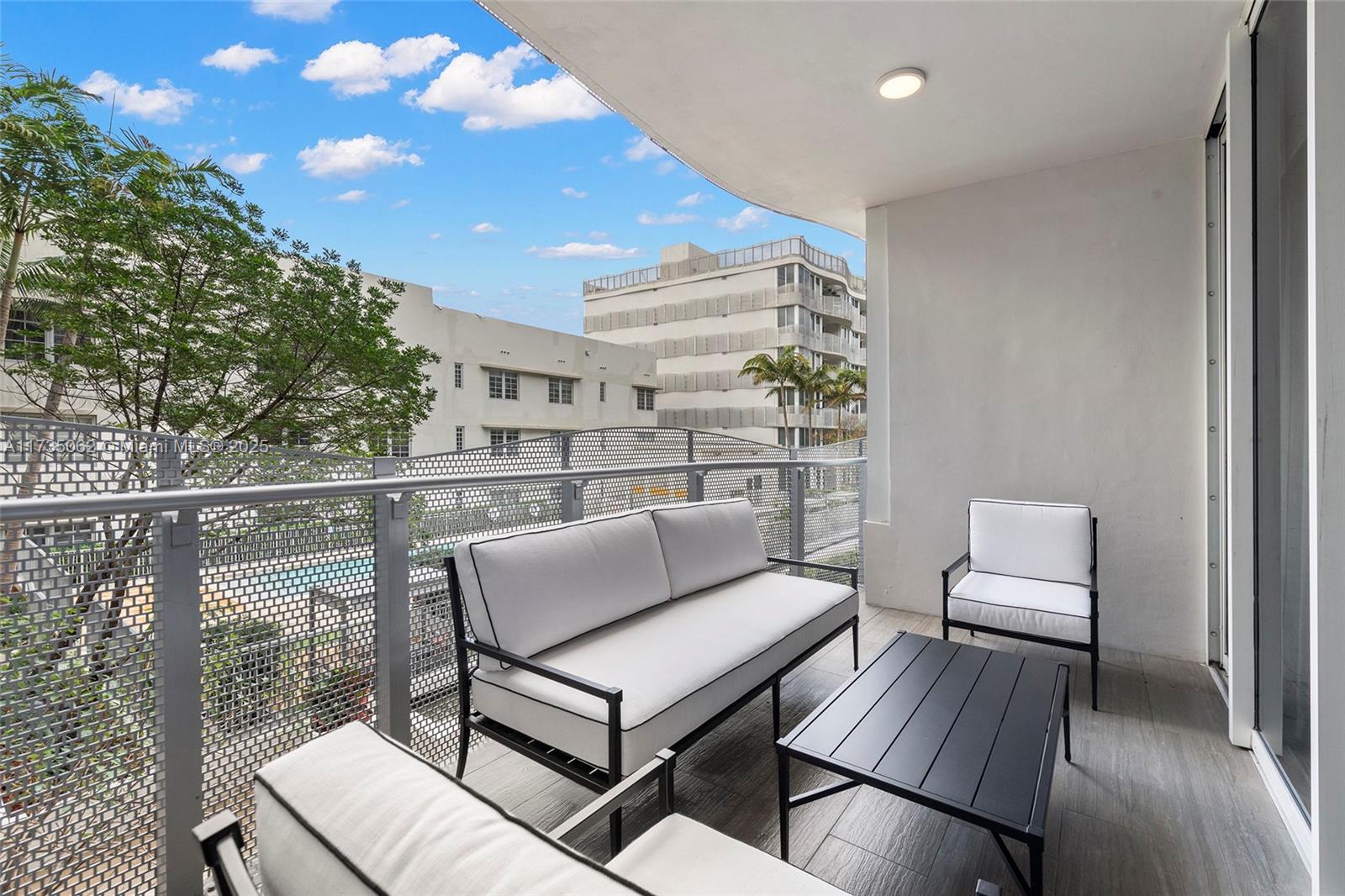 2100 Park Ave # 206