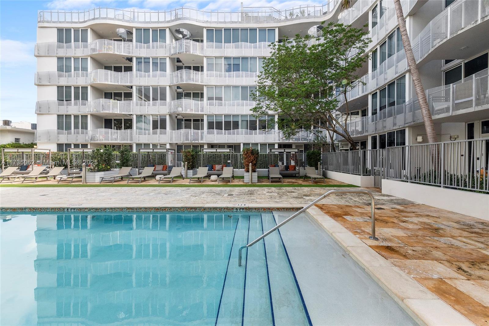 2100 Park Ave # 206