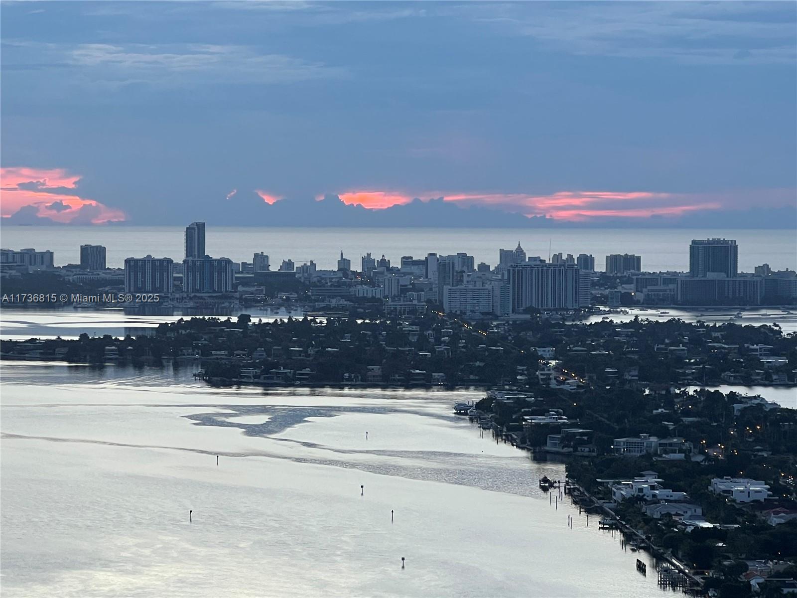 1750 N Bayshore Dr # 5306