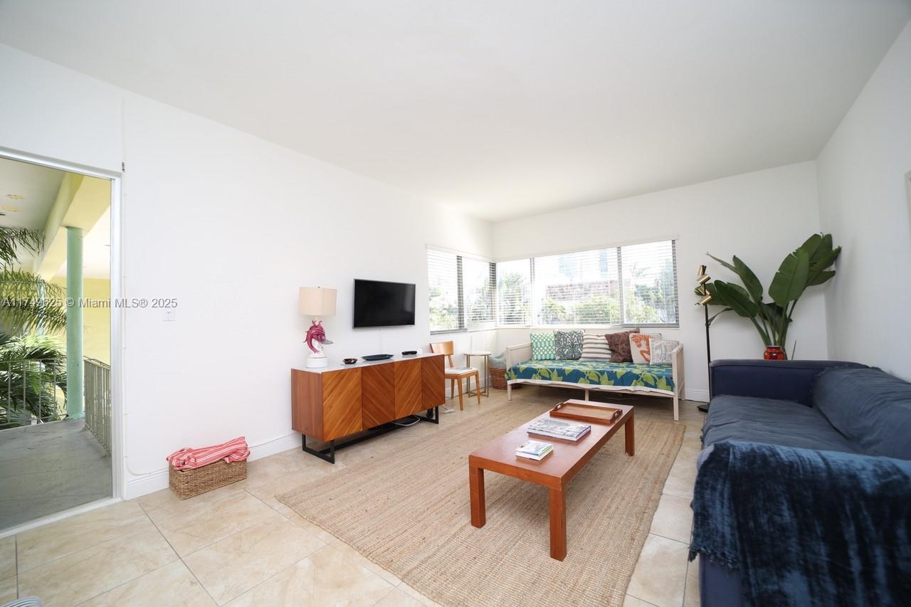 1840 James Ave # 15