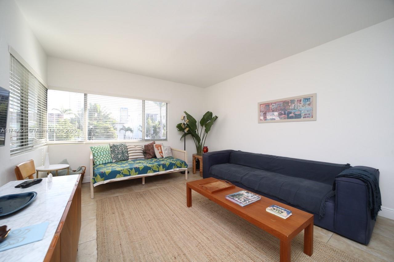 1840 James Ave # 15