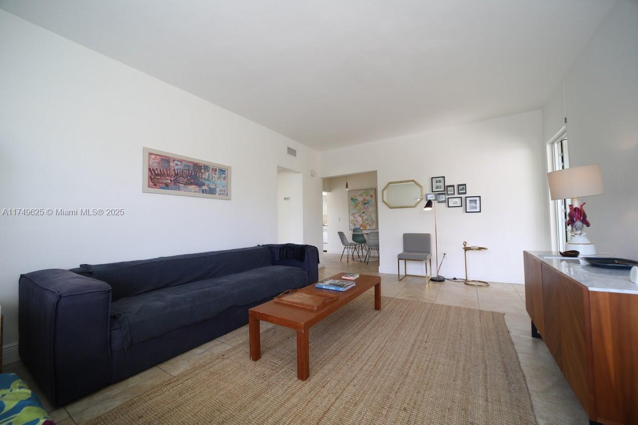 1840 James Ave # 15