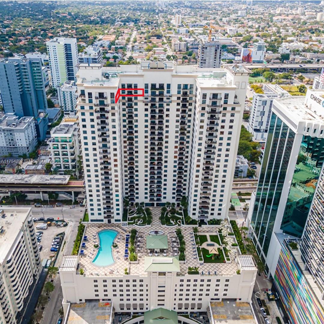 999 SW 1st Ave Unit: PH05