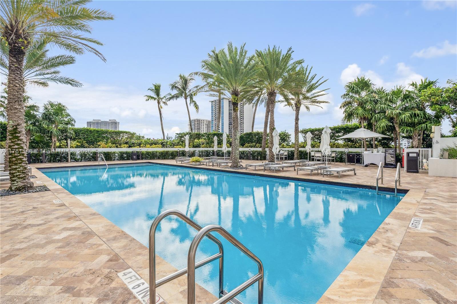 3301 NE 183rd St Unit: PH04