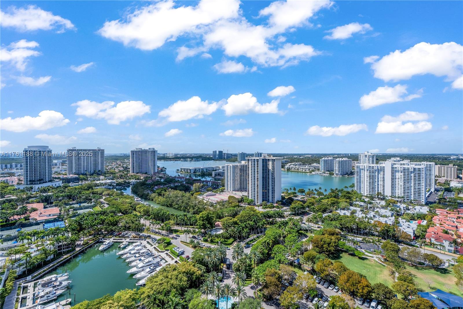 3301 NE 183rd St Unit: PH04