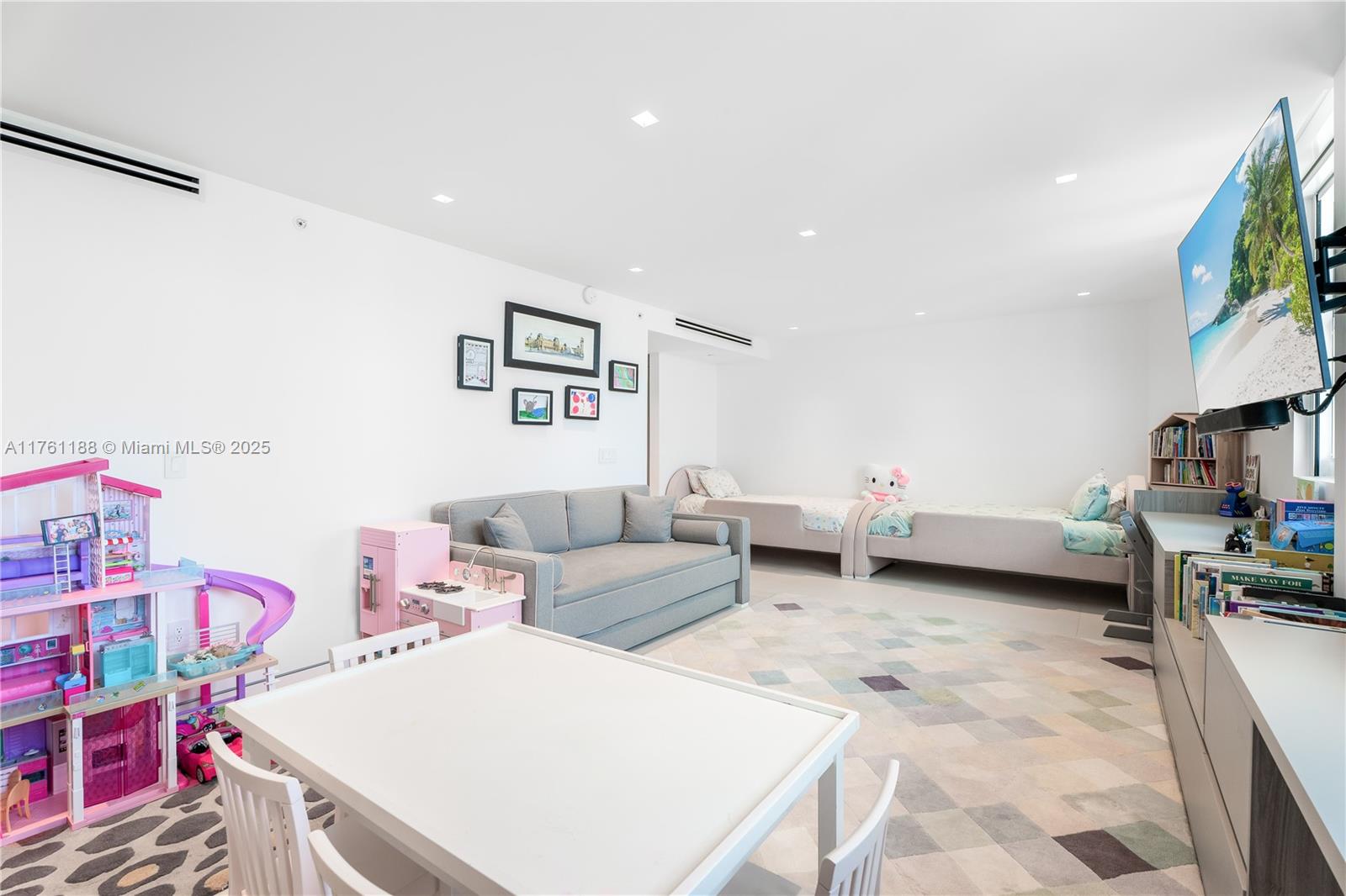 3301 NE 183rd St Unit: PH04