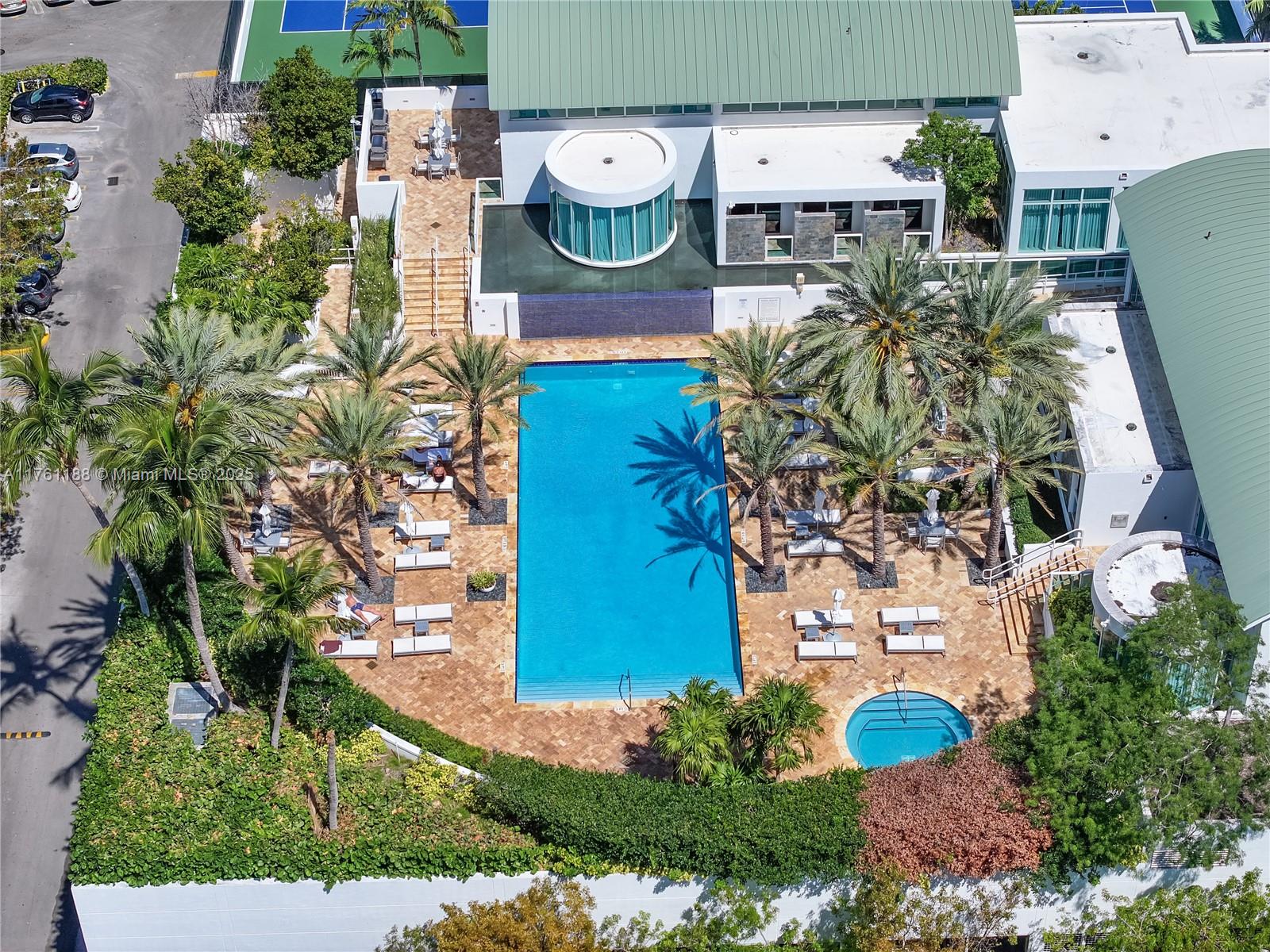3301 NE 183rd St Unit: PH04
