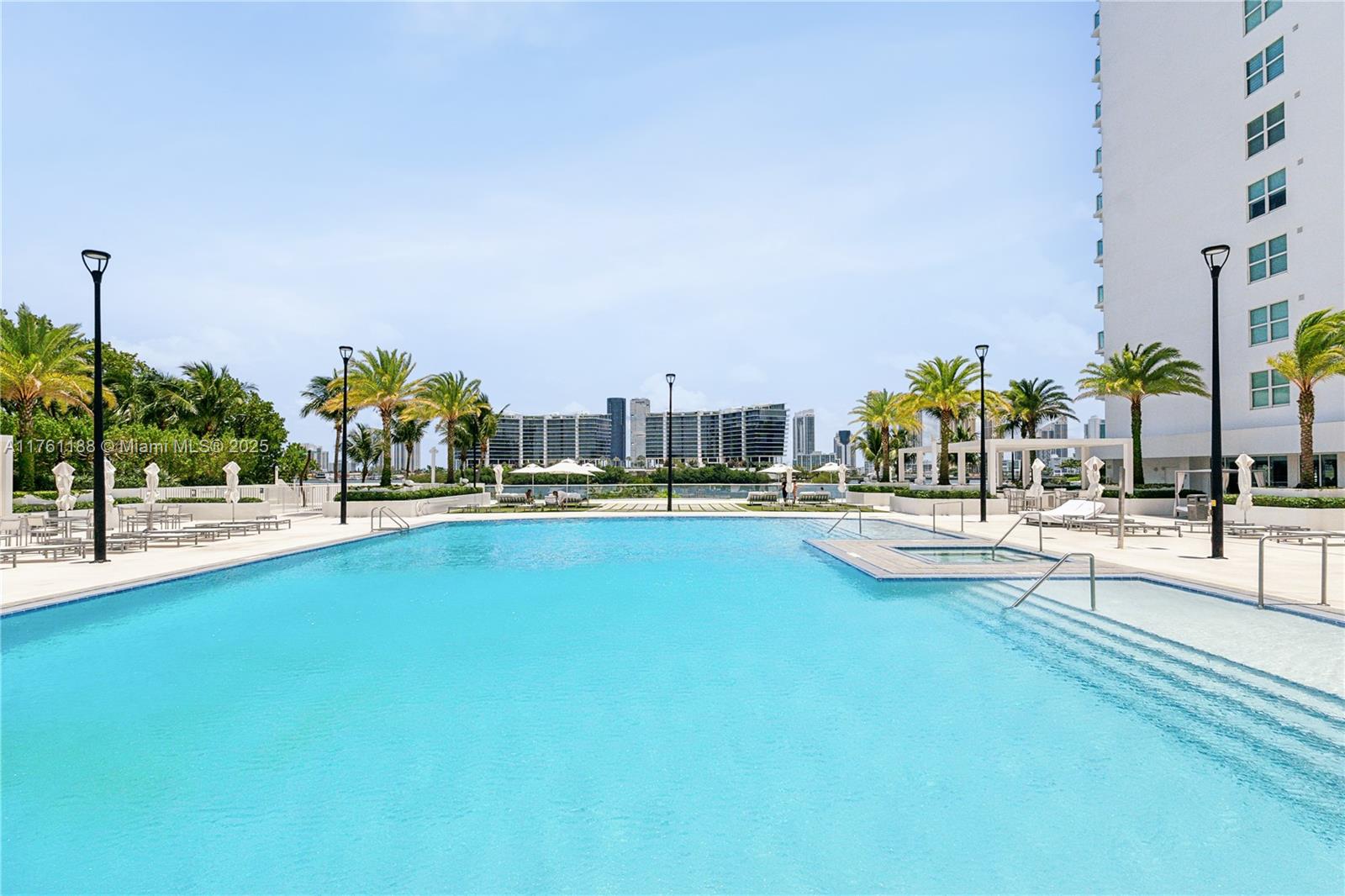 3301 NE 183rd St Unit: PH04