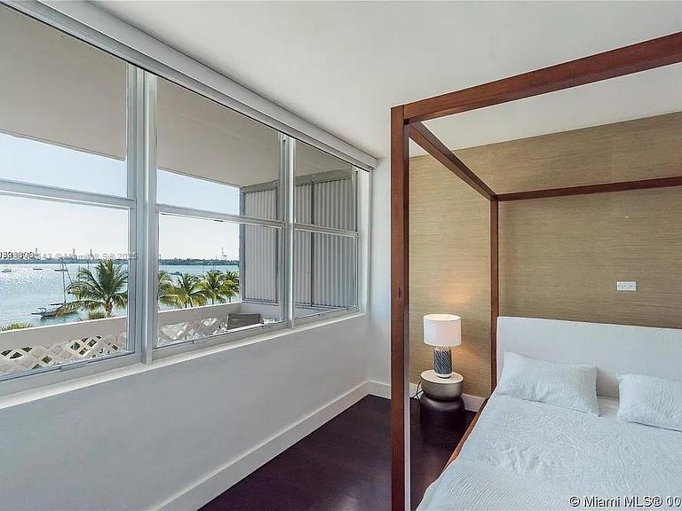 20 Island Ave # 410