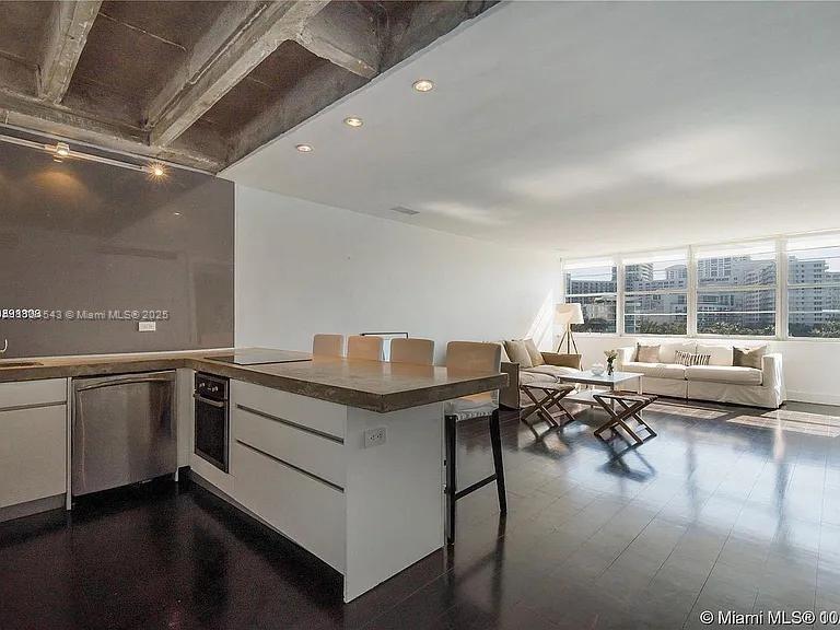 20 Island Ave # 410