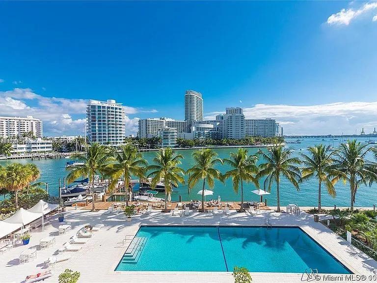 20 Island Ave # 410
