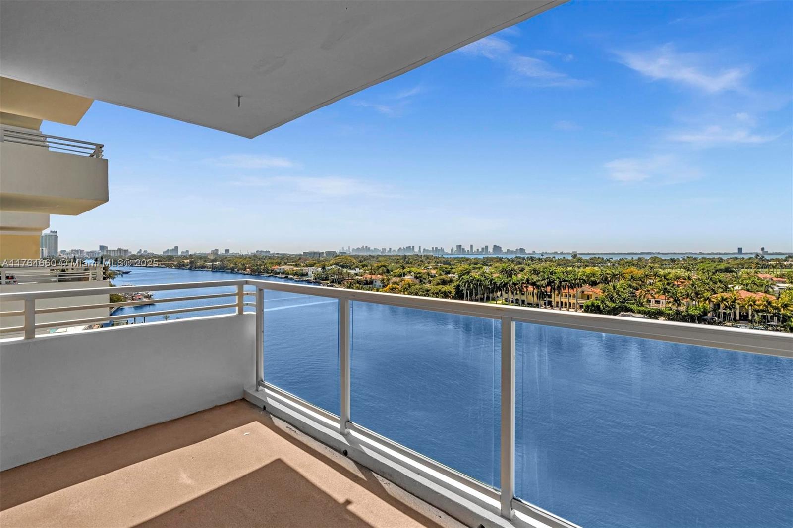 5600 Collins Ave # 10J
