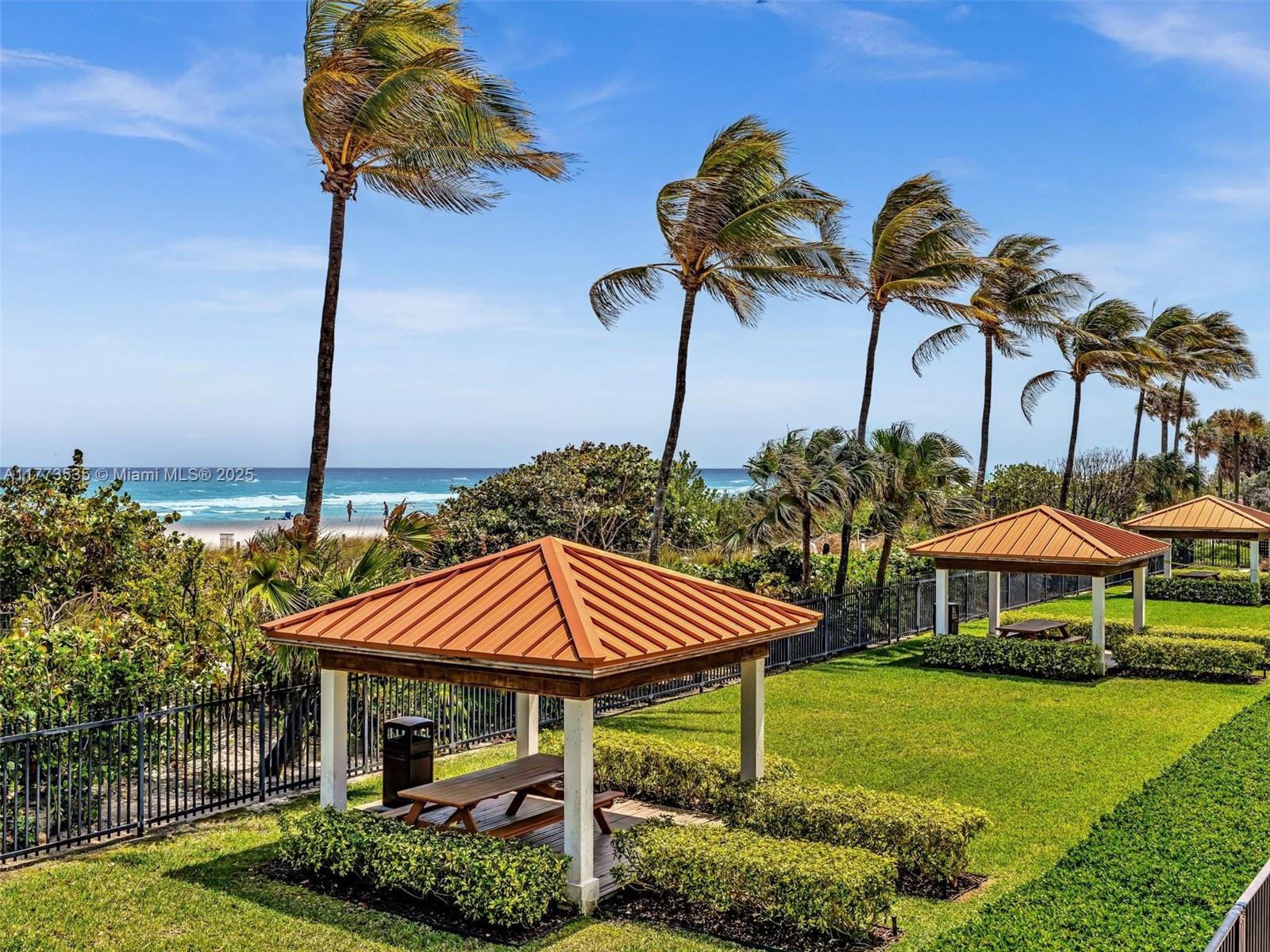 2625 Collins Ave # 909