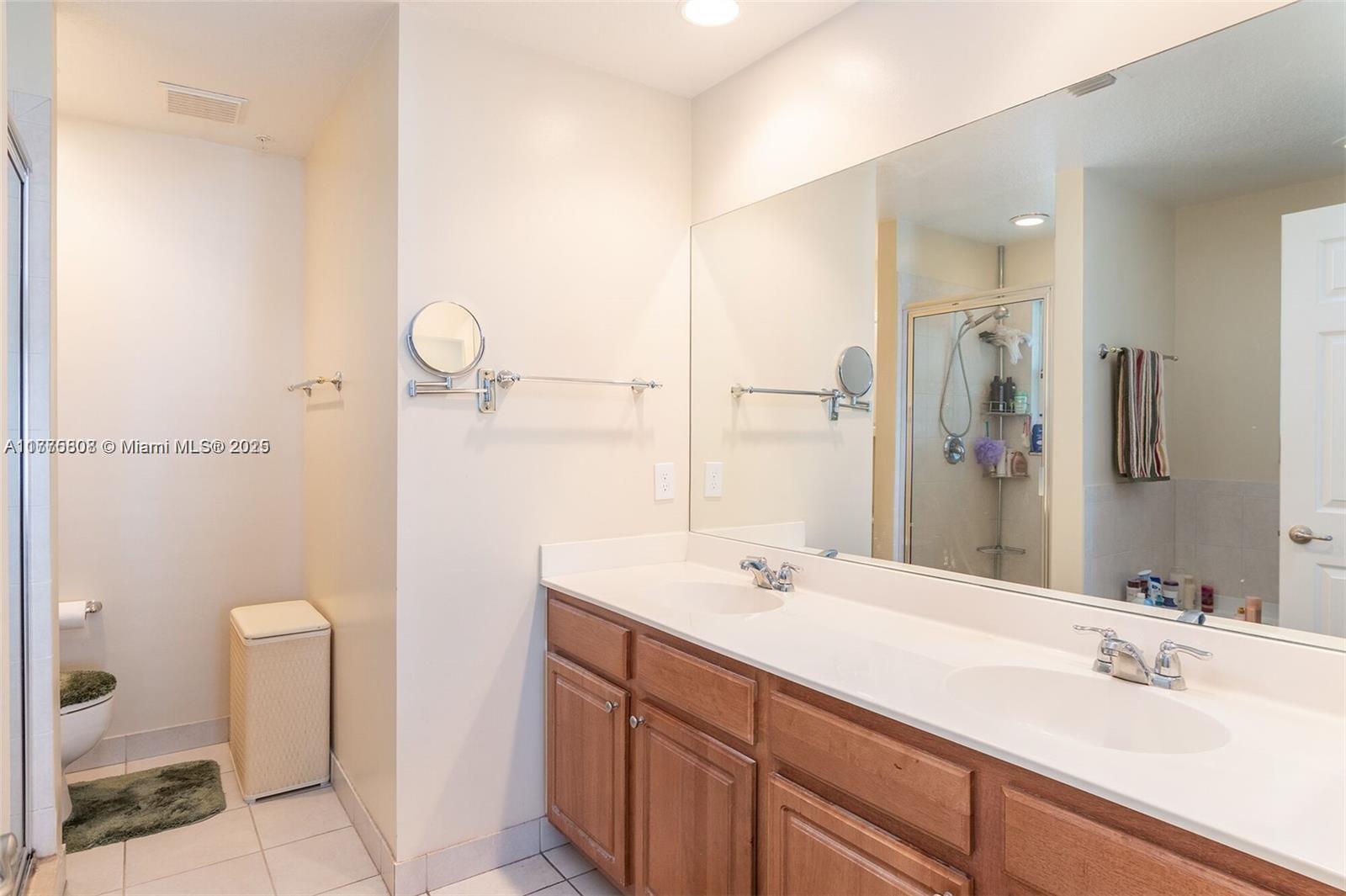 611 SW 1st Ter # 611