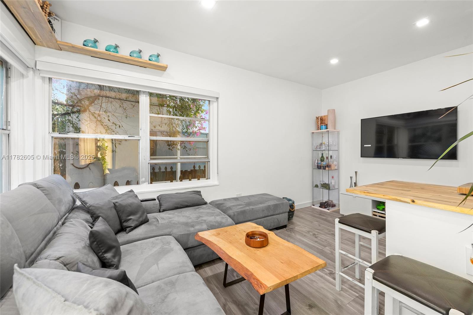 1555 Pennsylvania Ave # 110