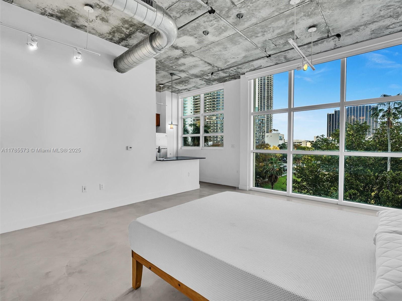 2001 Biscayne Blvd # 3413