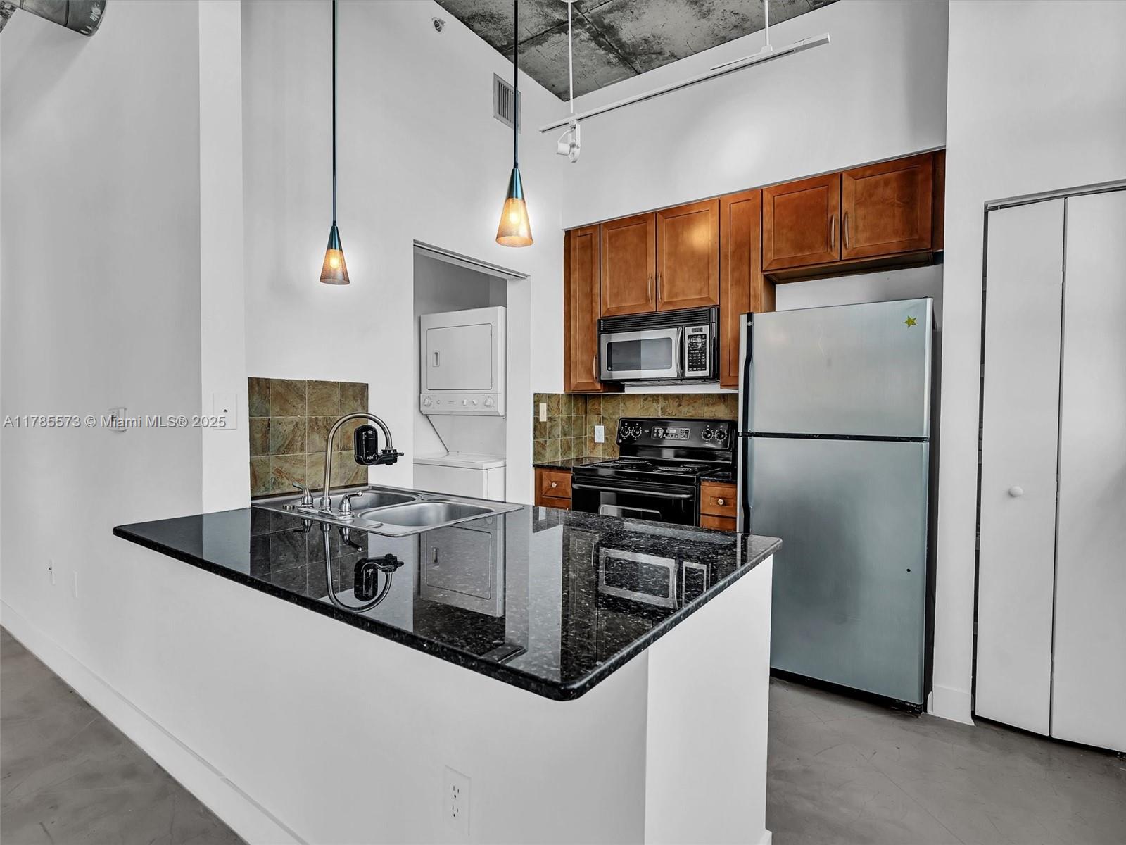 2001 Biscayne Blvd # 3413