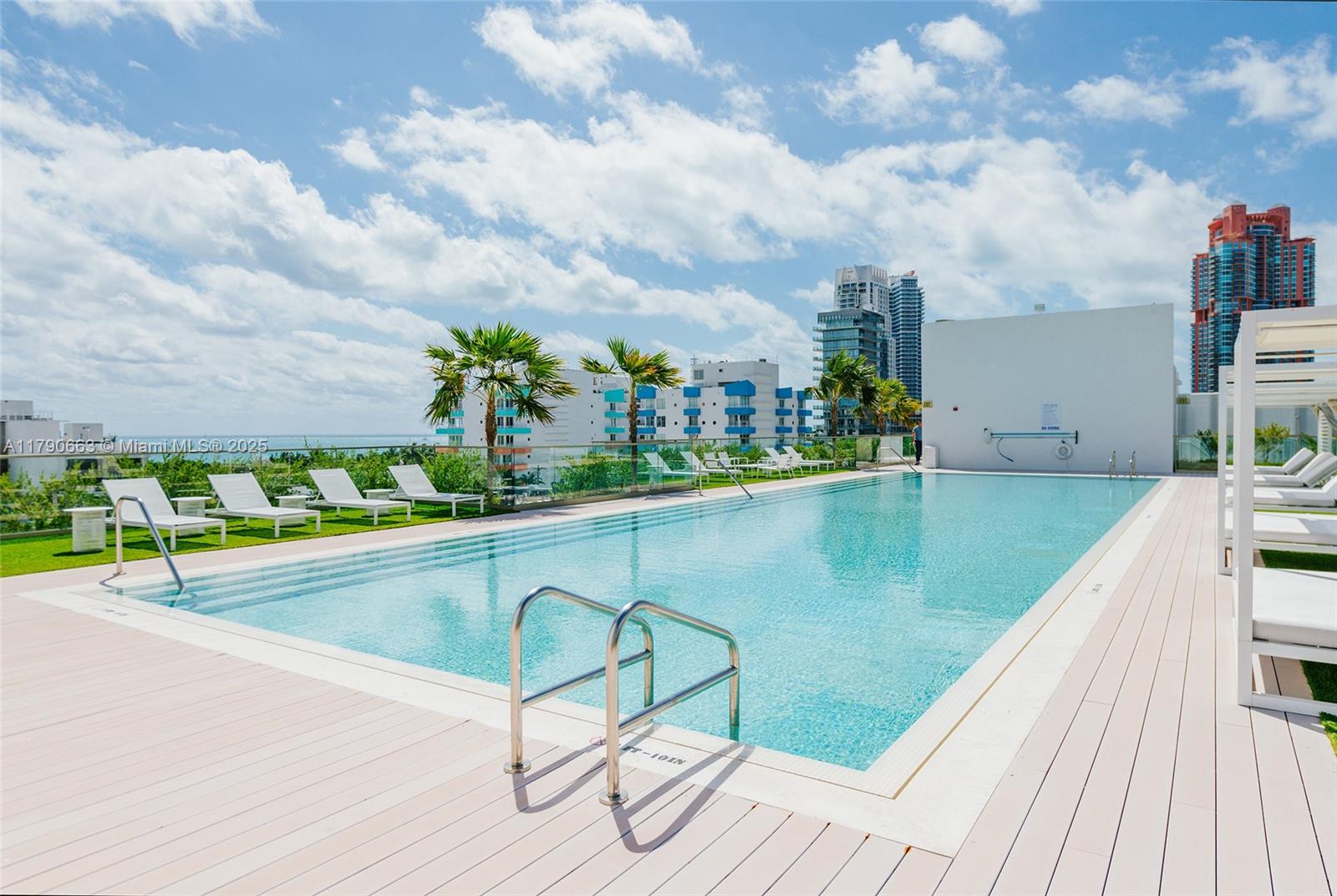 300 Collins Ave # 2F