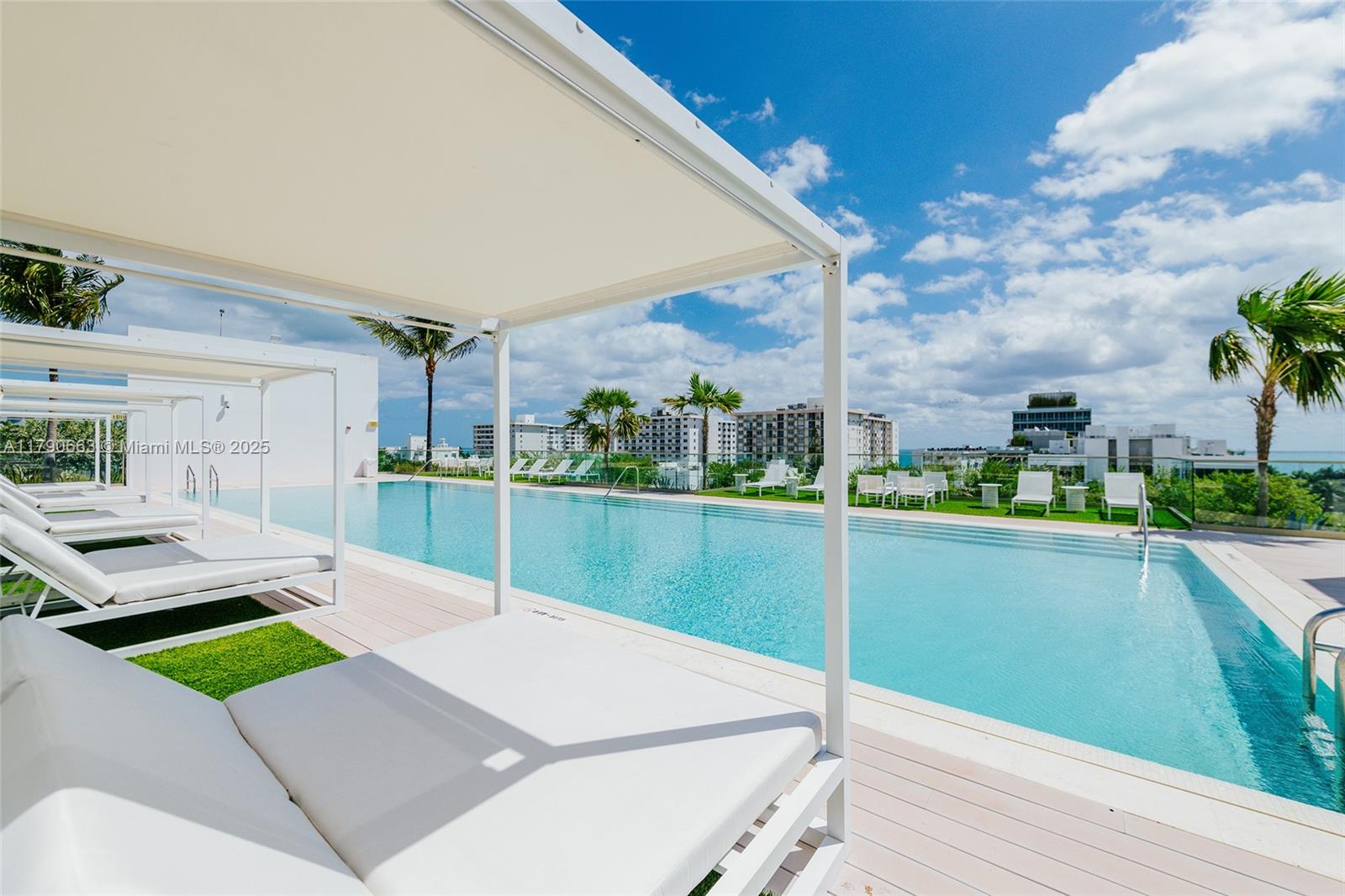 300 Collins Ave # 2F