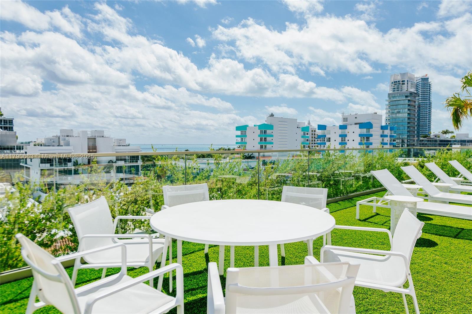 300 Collins Ave # 2F