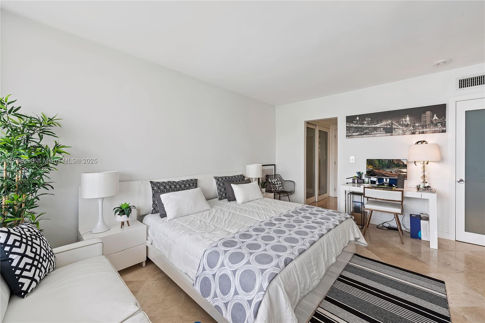 20 Island Ave # 510