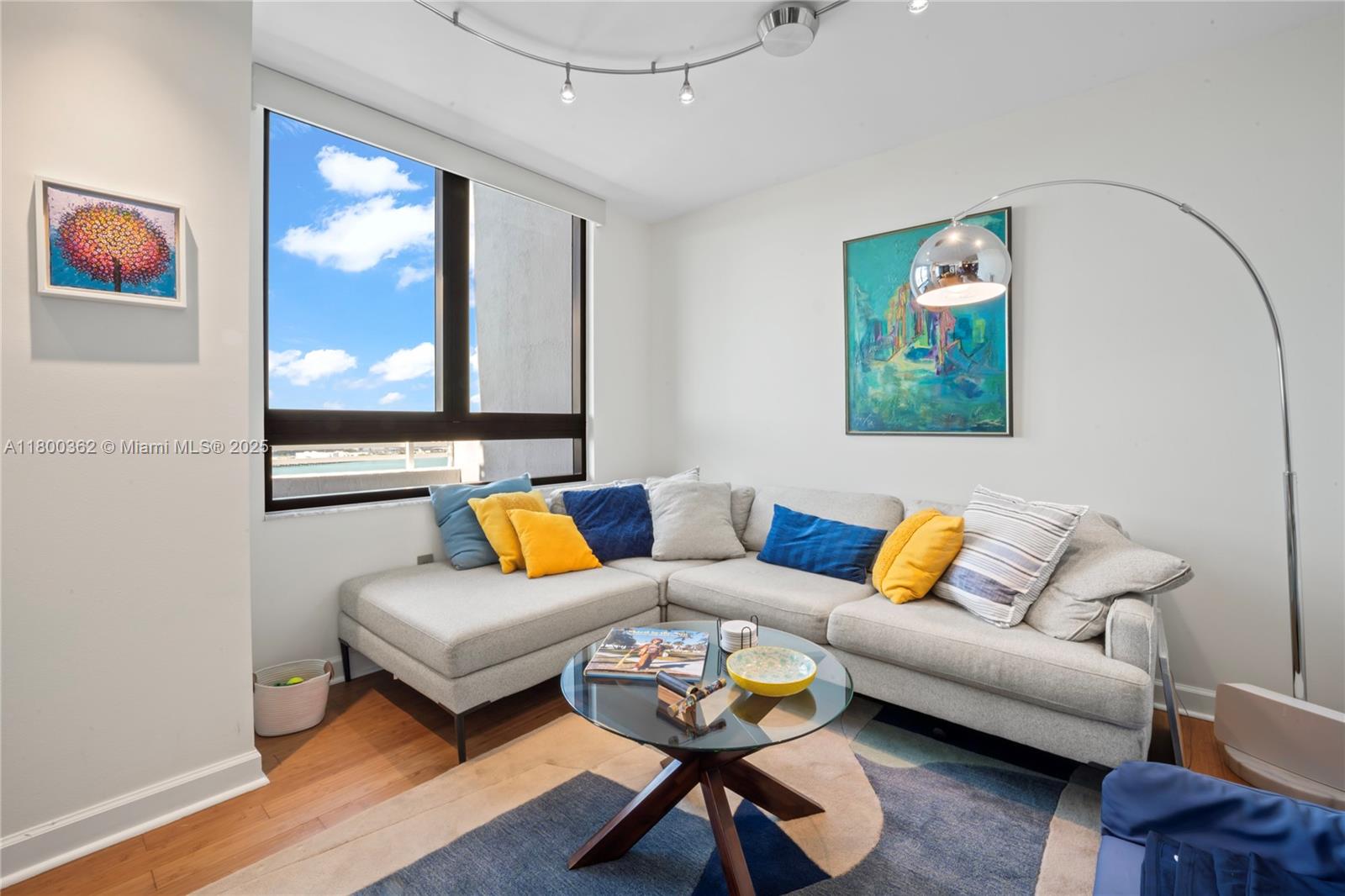 1330 West Ave # 2810