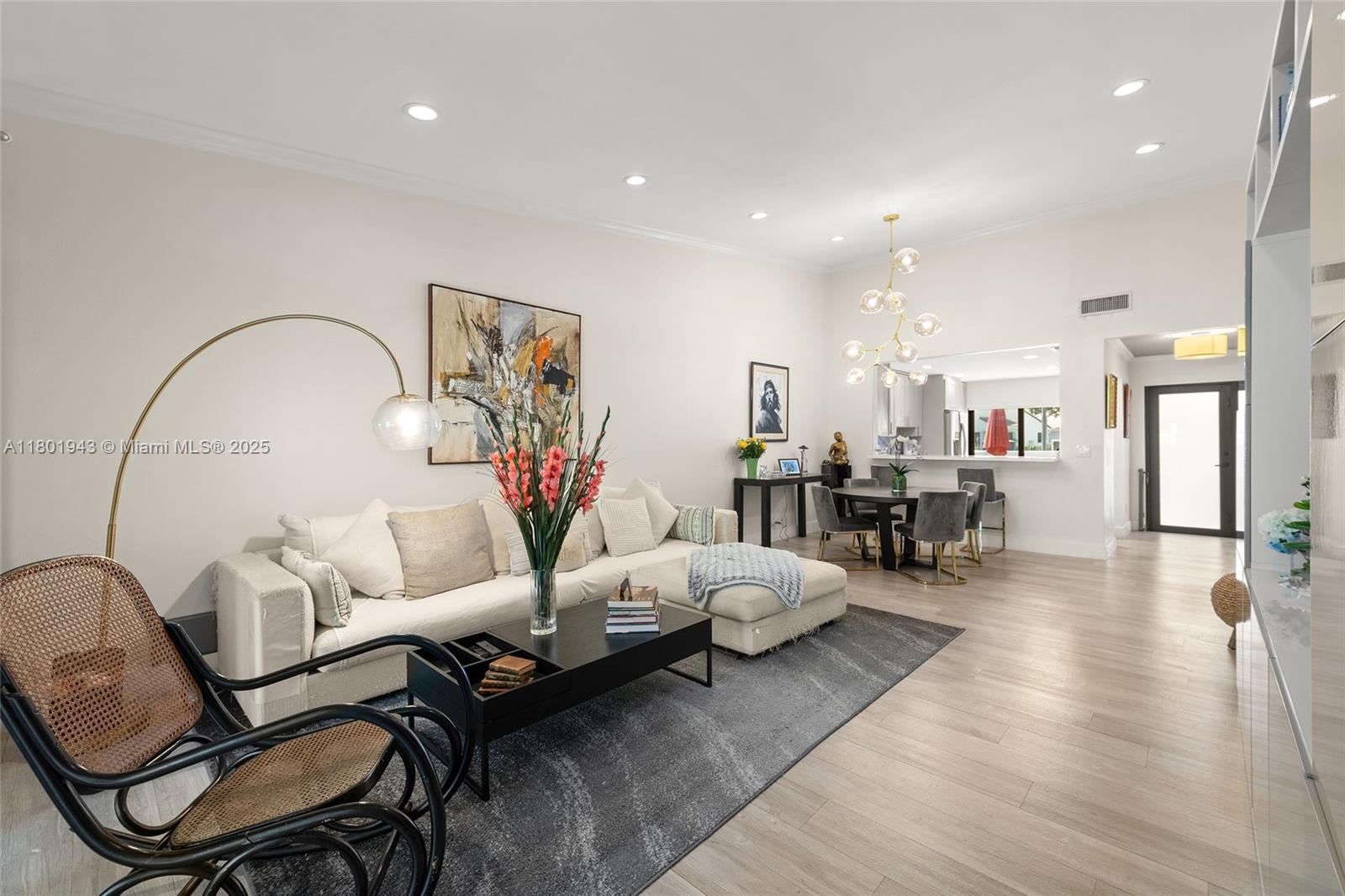 21228 Harbor Way # 25 Unit: 253-25