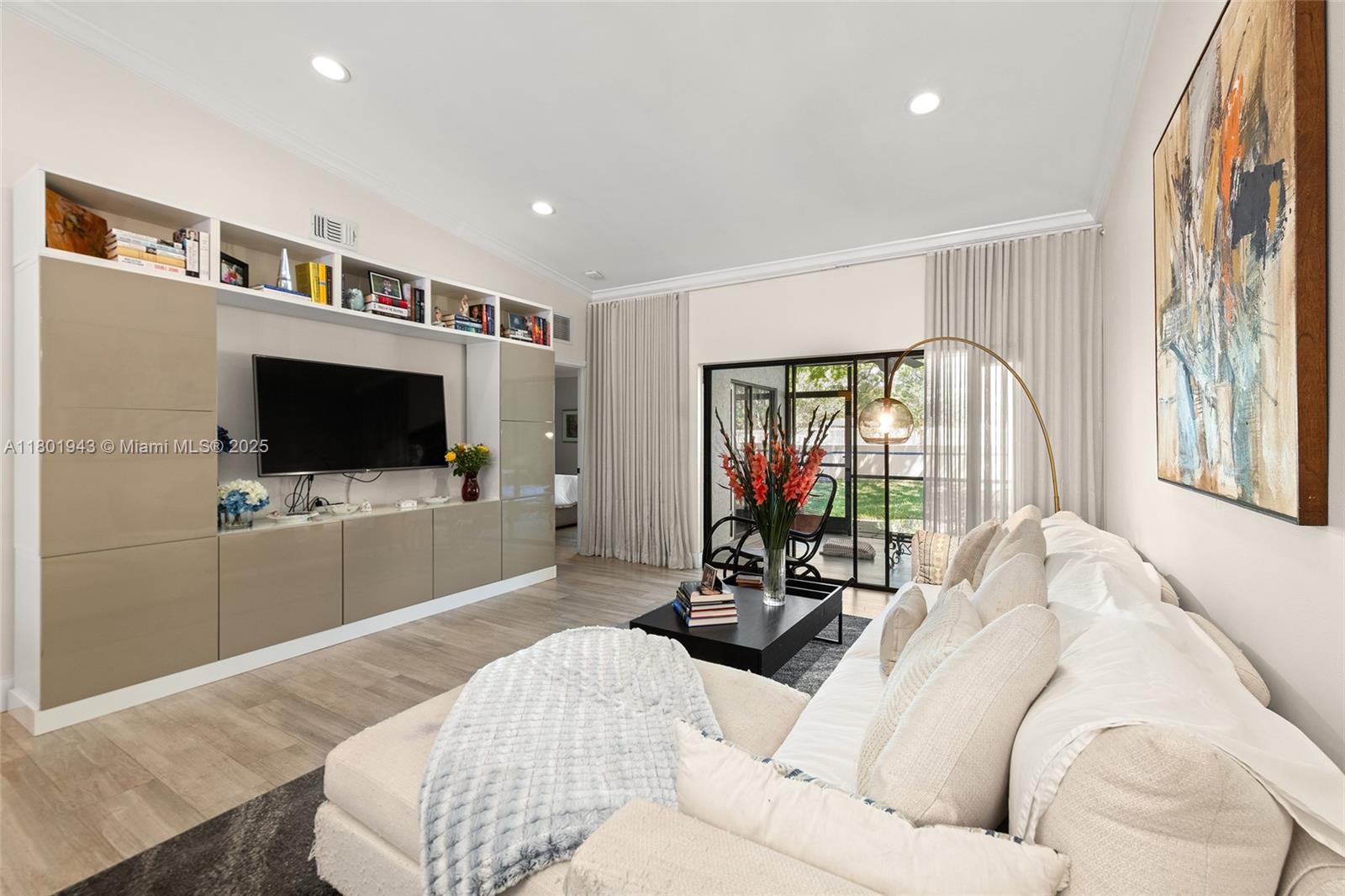 21228 Harbor Way # 25 Unit: 253-25