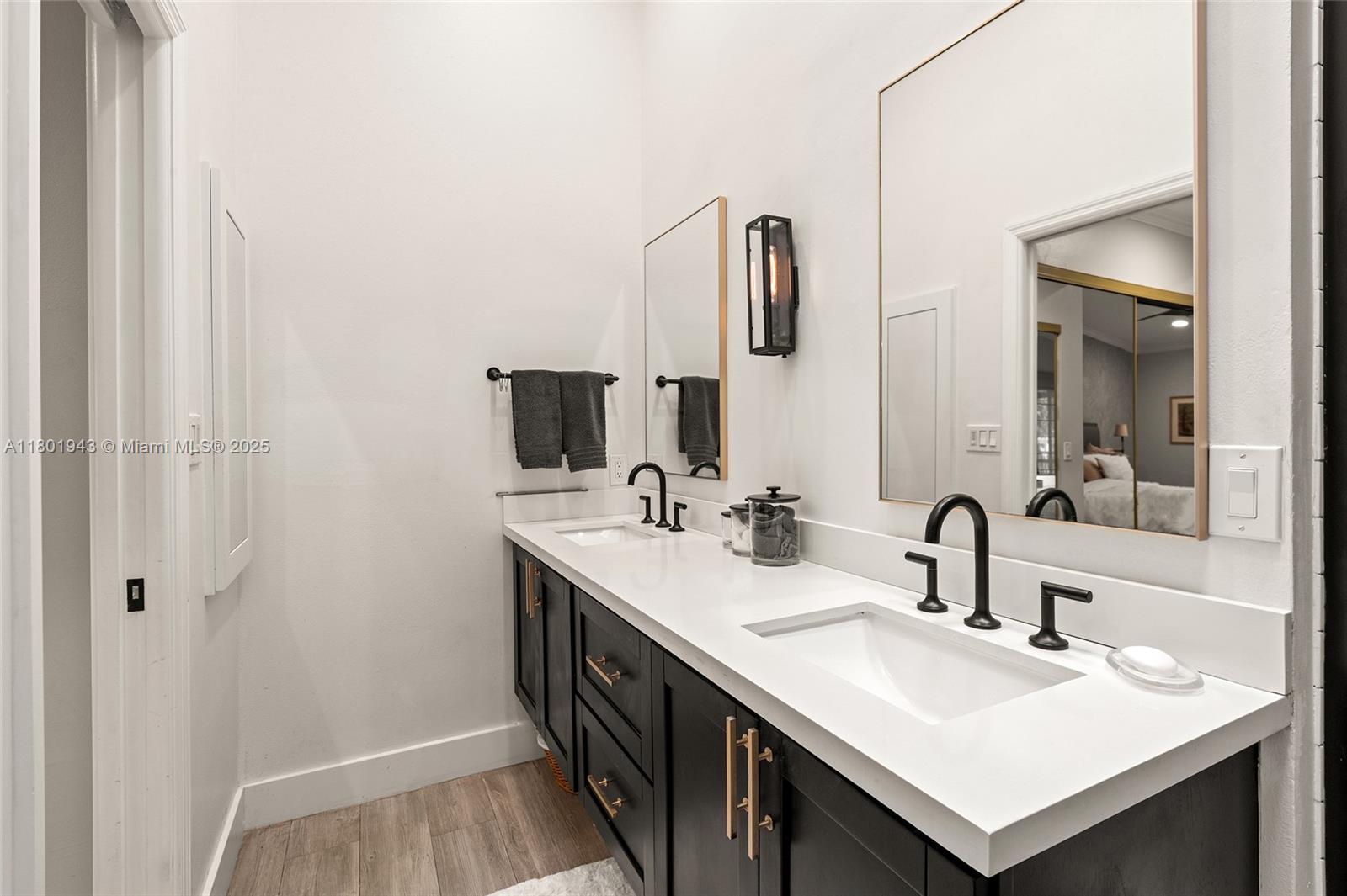21228 Harbor Way # 25 Unit: 253-25