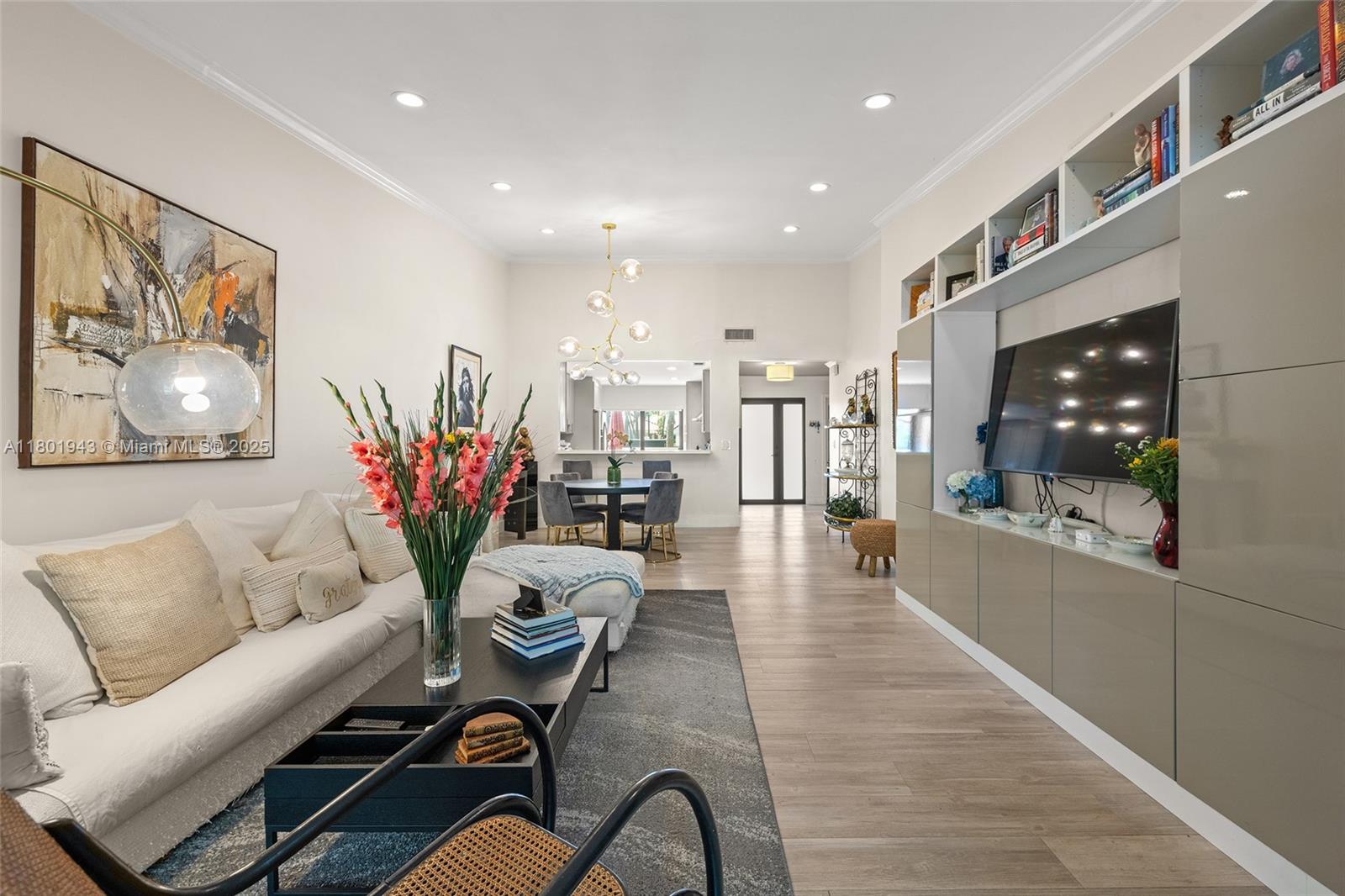 21228 Harbor Way # 25 Unit: 253-25