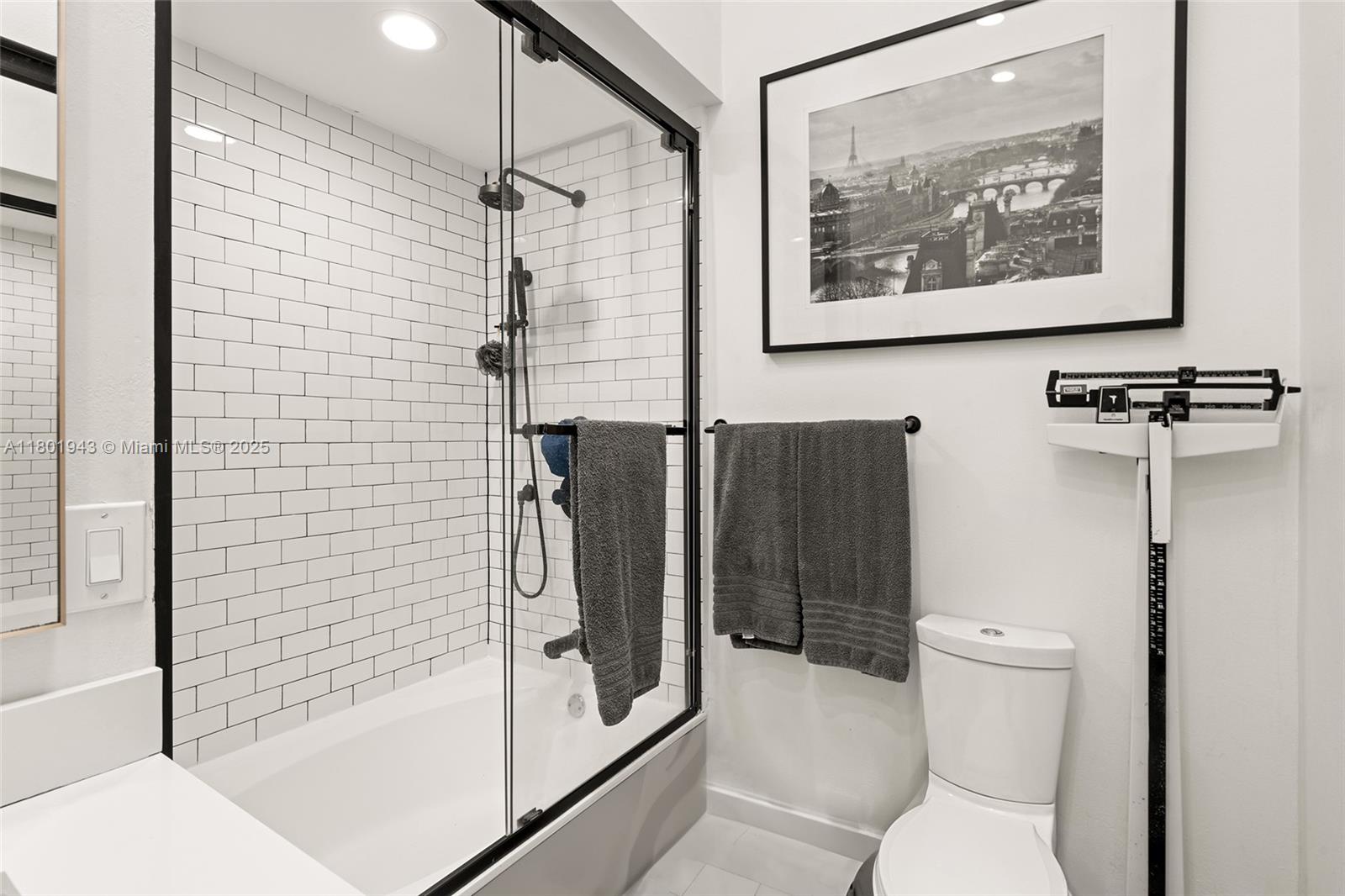 21228 Harbor Way # 25 Unit: 253-25