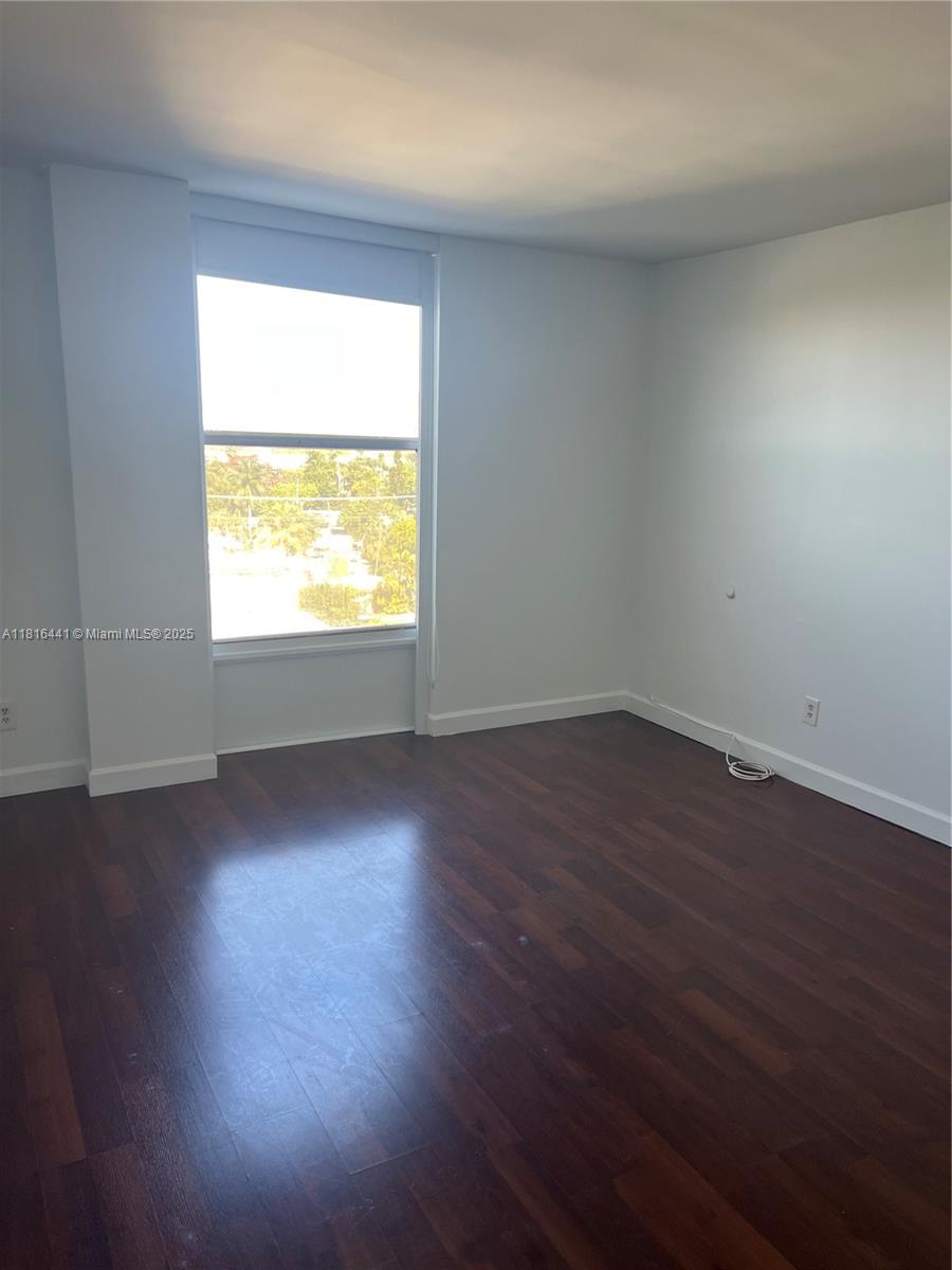 2020 NE 135th St # 801