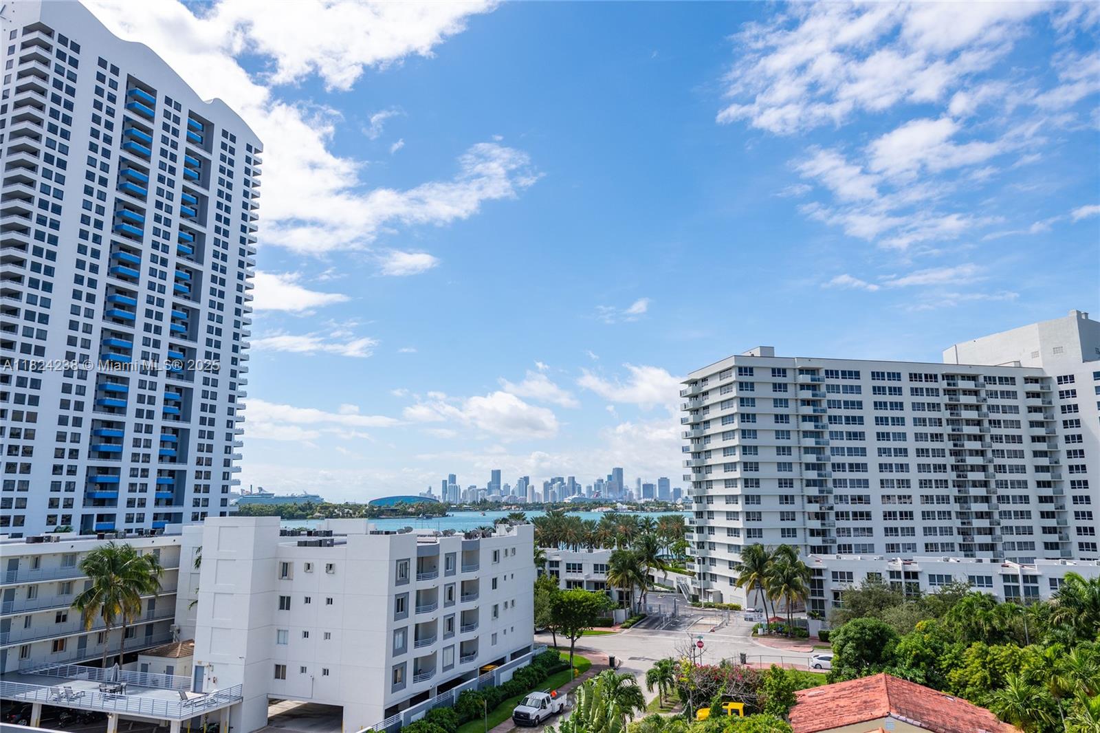 1428 West Ave # 202