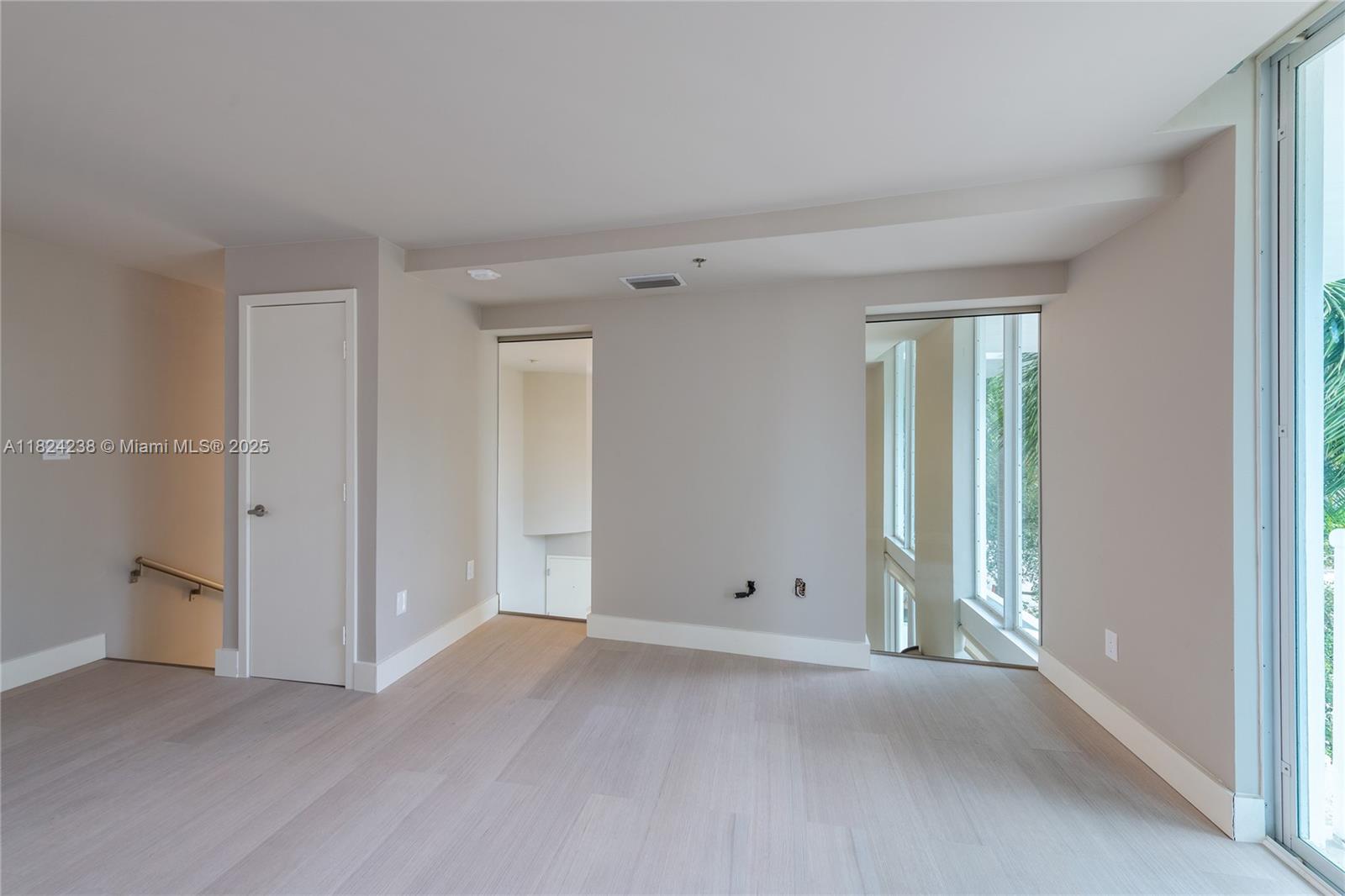 1428 West Ave # 202