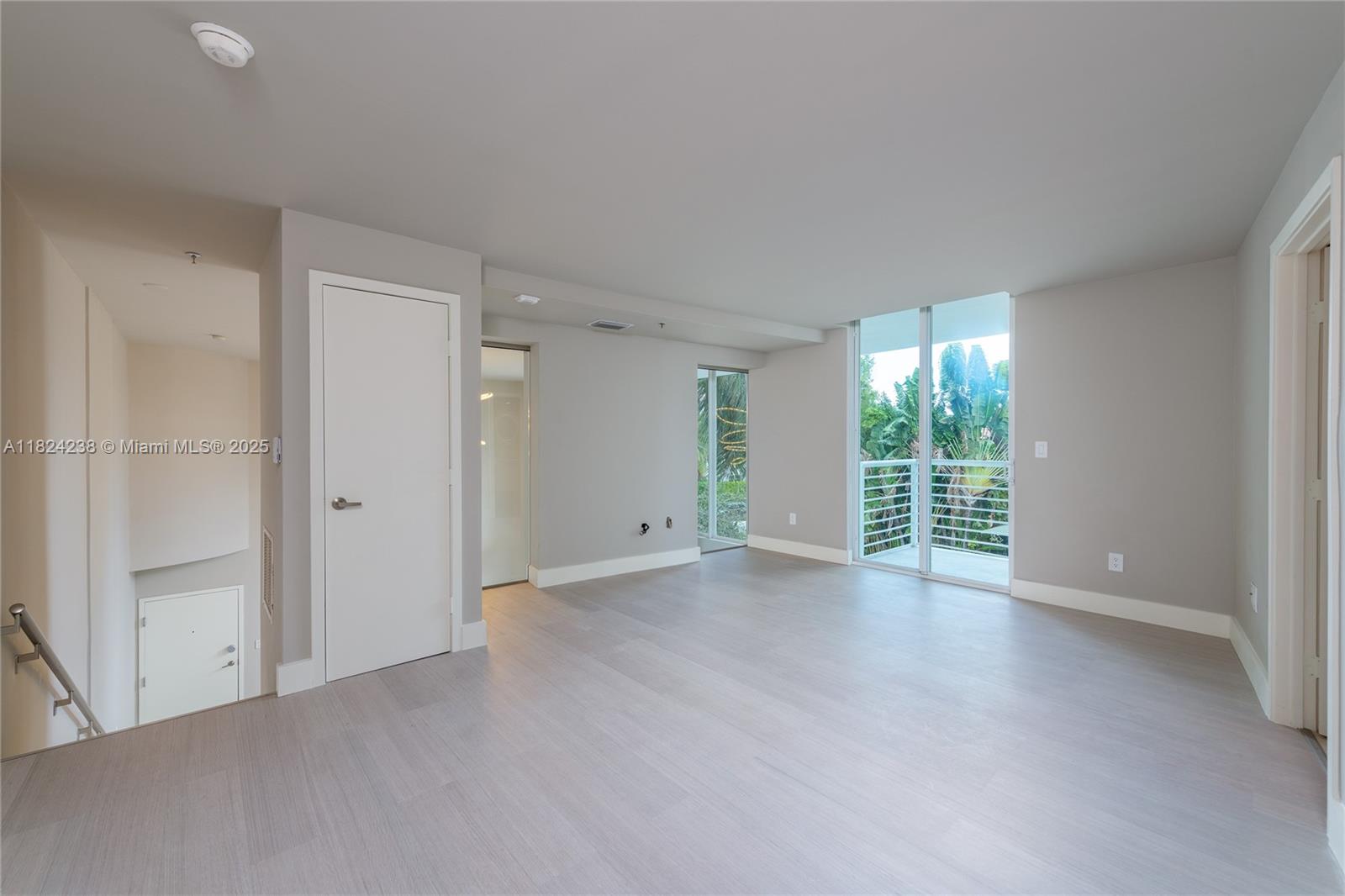 1428 West Ave # 202