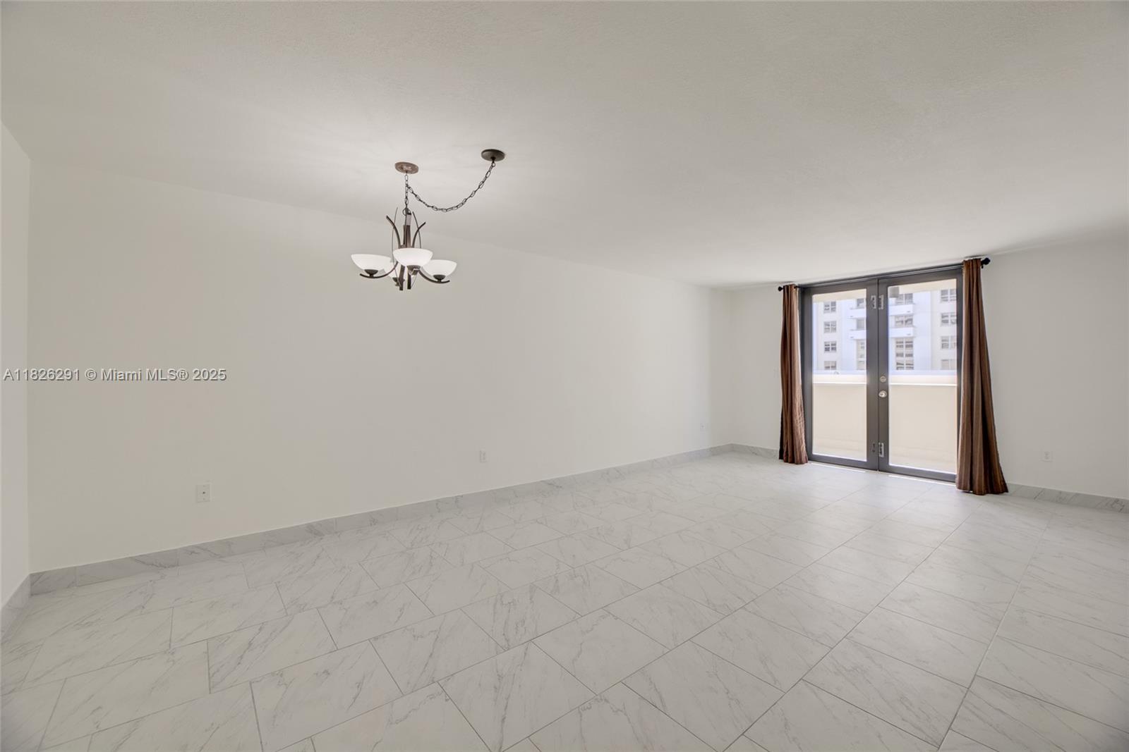 1621 Collins Ave # 708