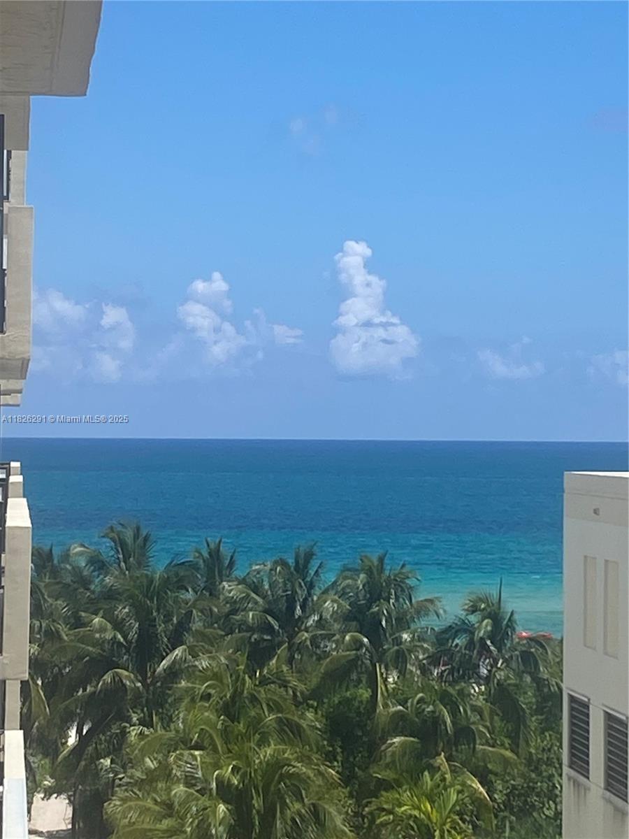 1621 Collins Ave # 708