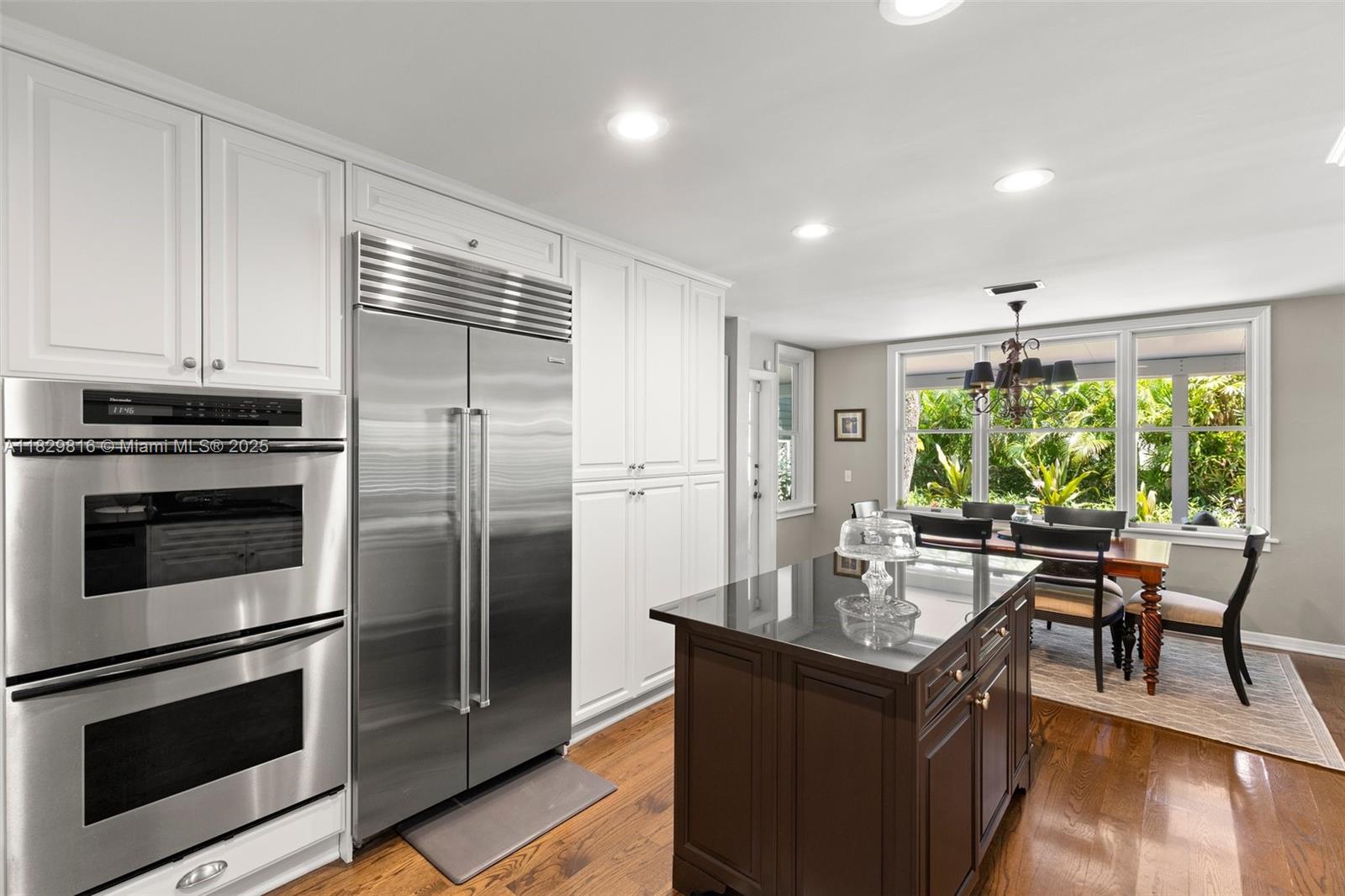 3003 W Villa Rosa Park