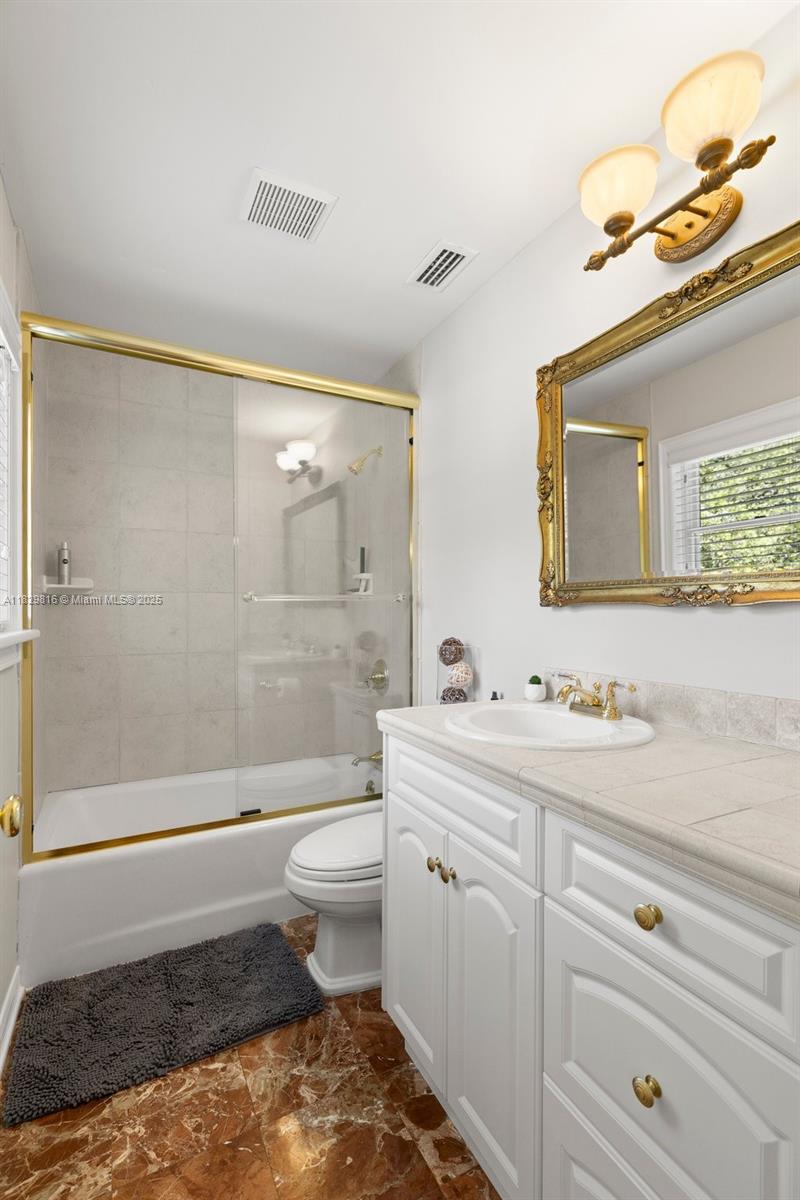 3003 W Villa Rosa Park