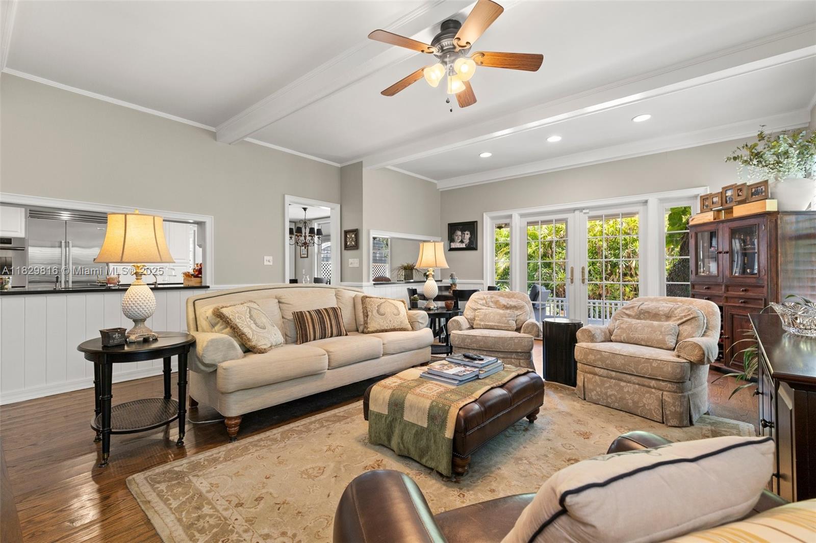 3003 W Villa Rosa Park